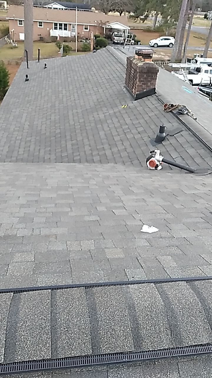 Residential Roofing Installation using Owens Corning Oakridge- Williamsburg Gray by Indigo State Roofing
