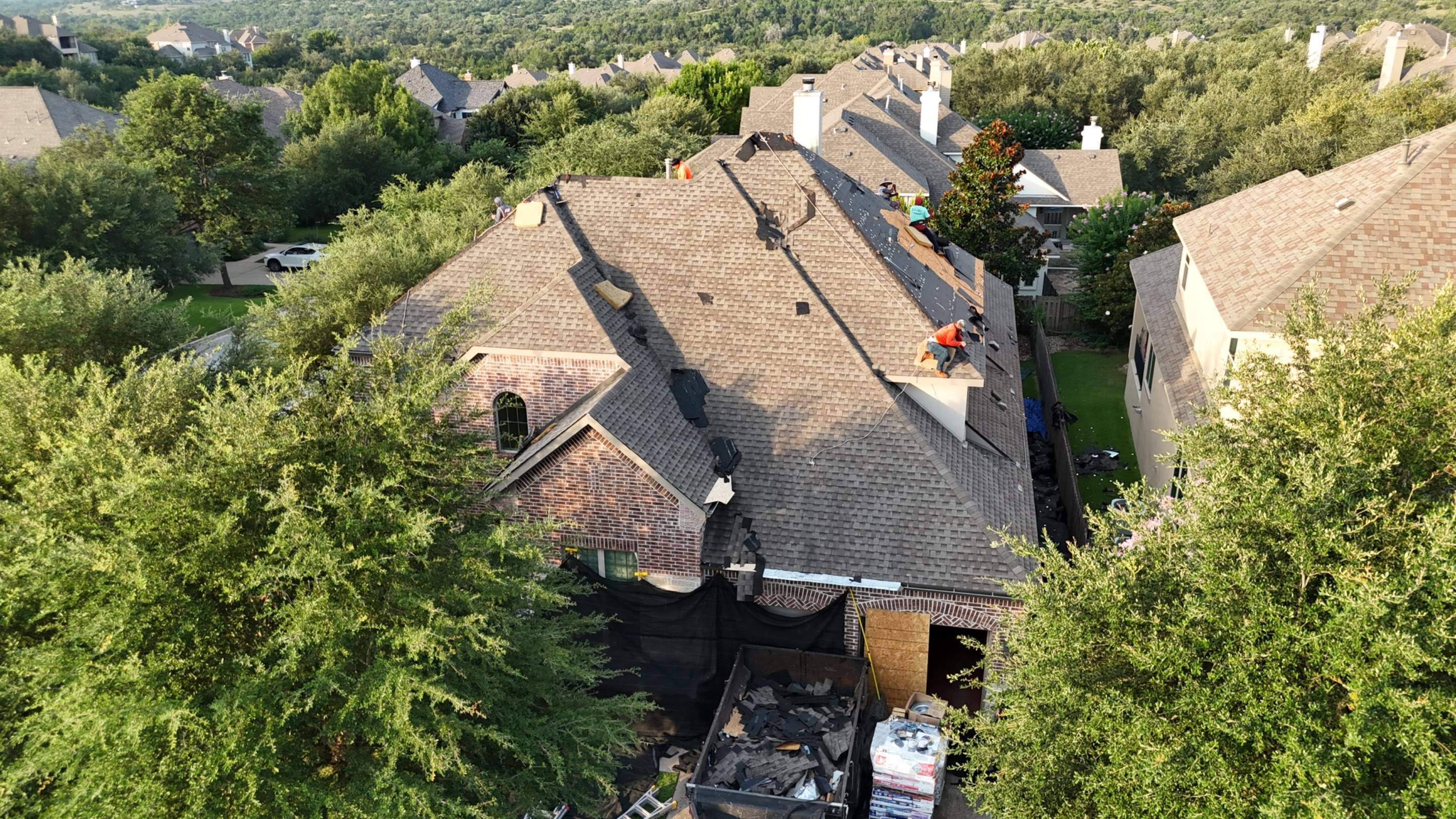 Austin Residential Roof Installation with GAF Shingles and Radiant Barrier by RoofsOnly.com