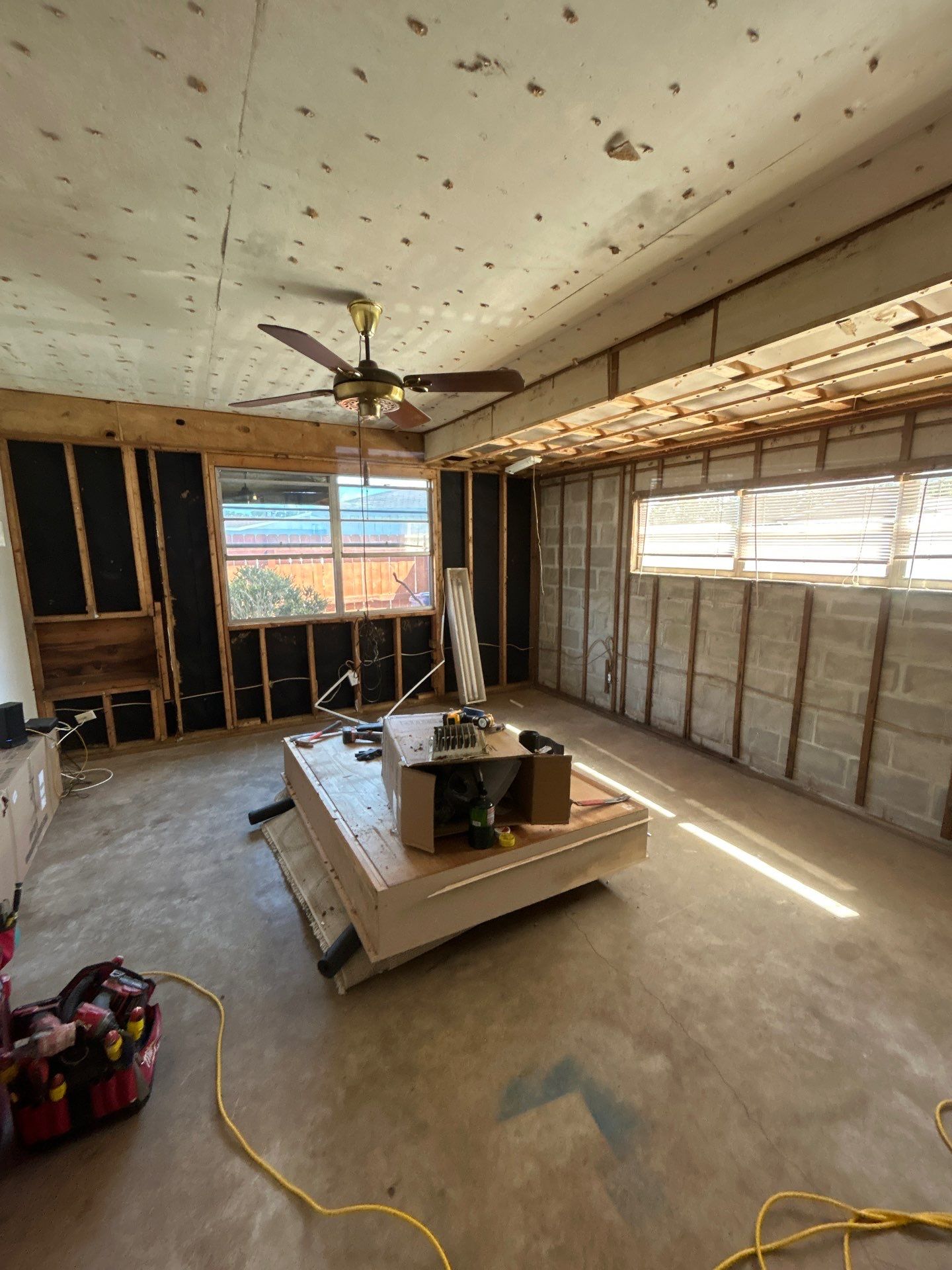 Mold Removal In Bradenton FL  by Ampm Restoration Services 