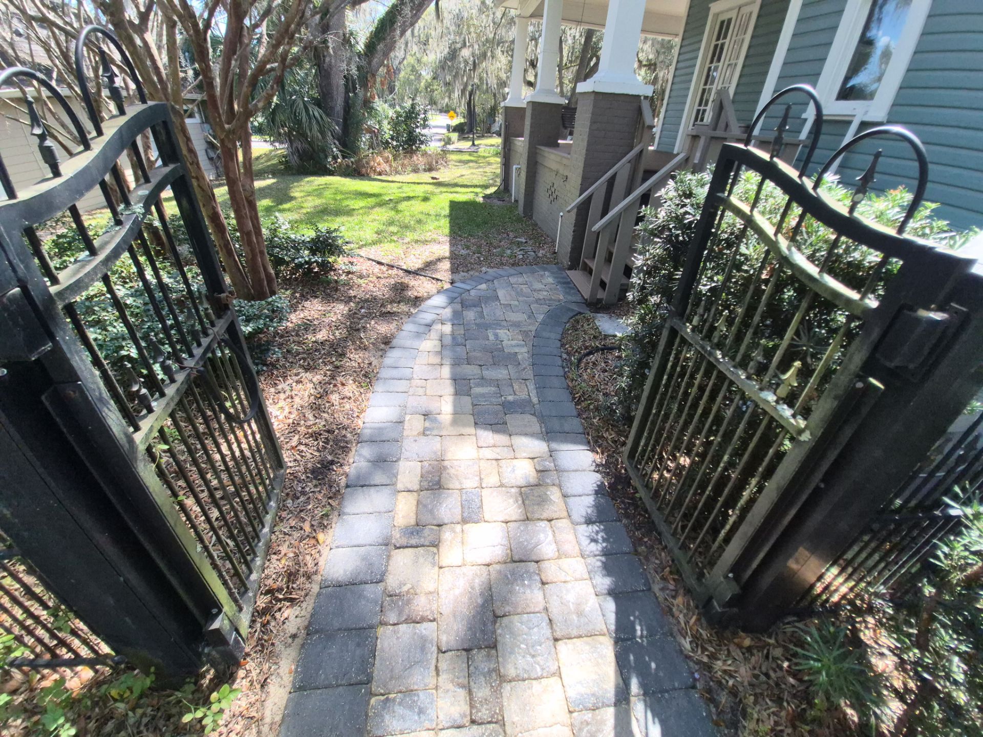 Comprehensive Paver Sealing and Hardscape Restoration in Ocala by Infinite Exteriors LLC