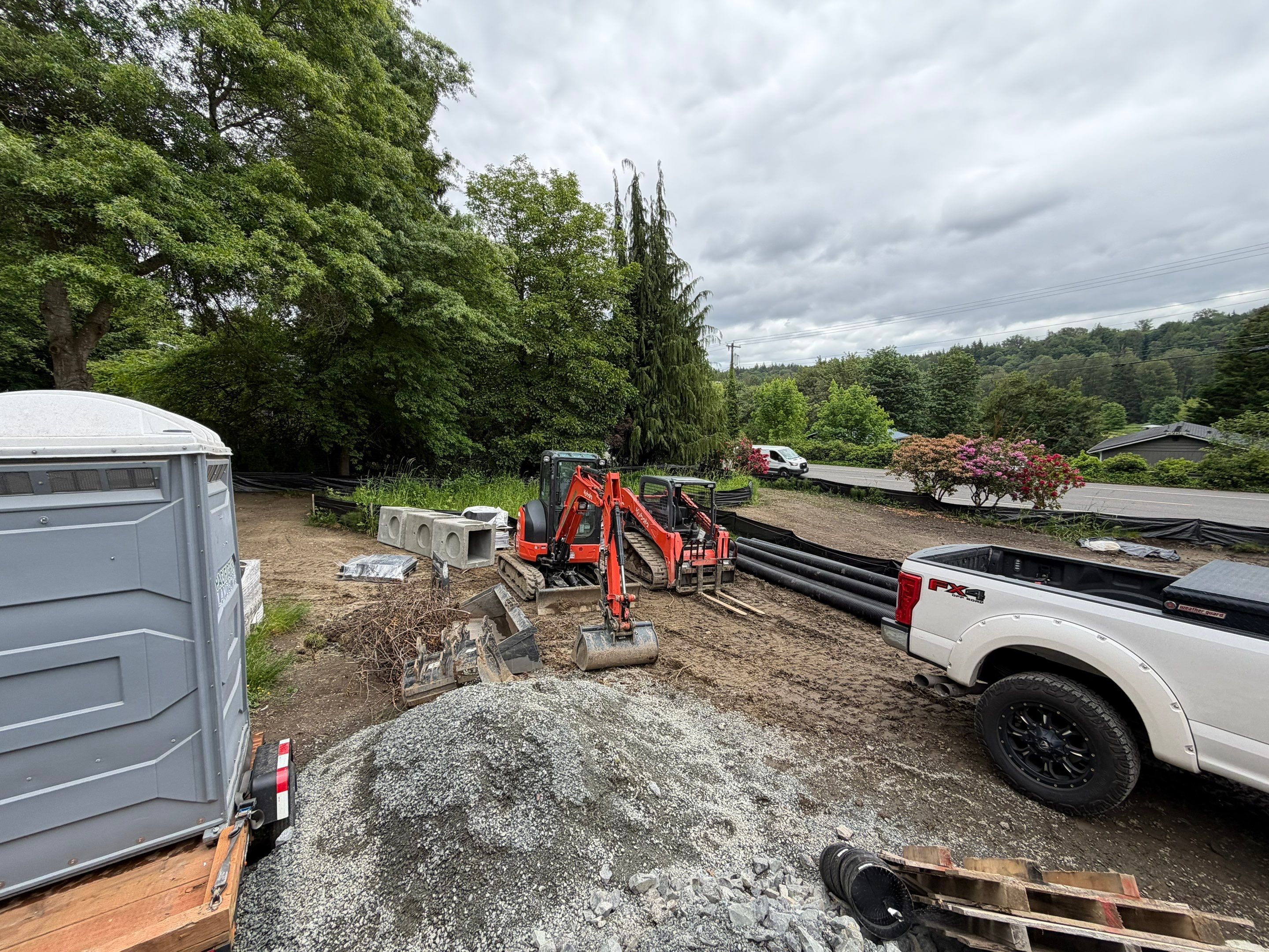 Maple Ave Renovation by Pacific Pine Landscape
