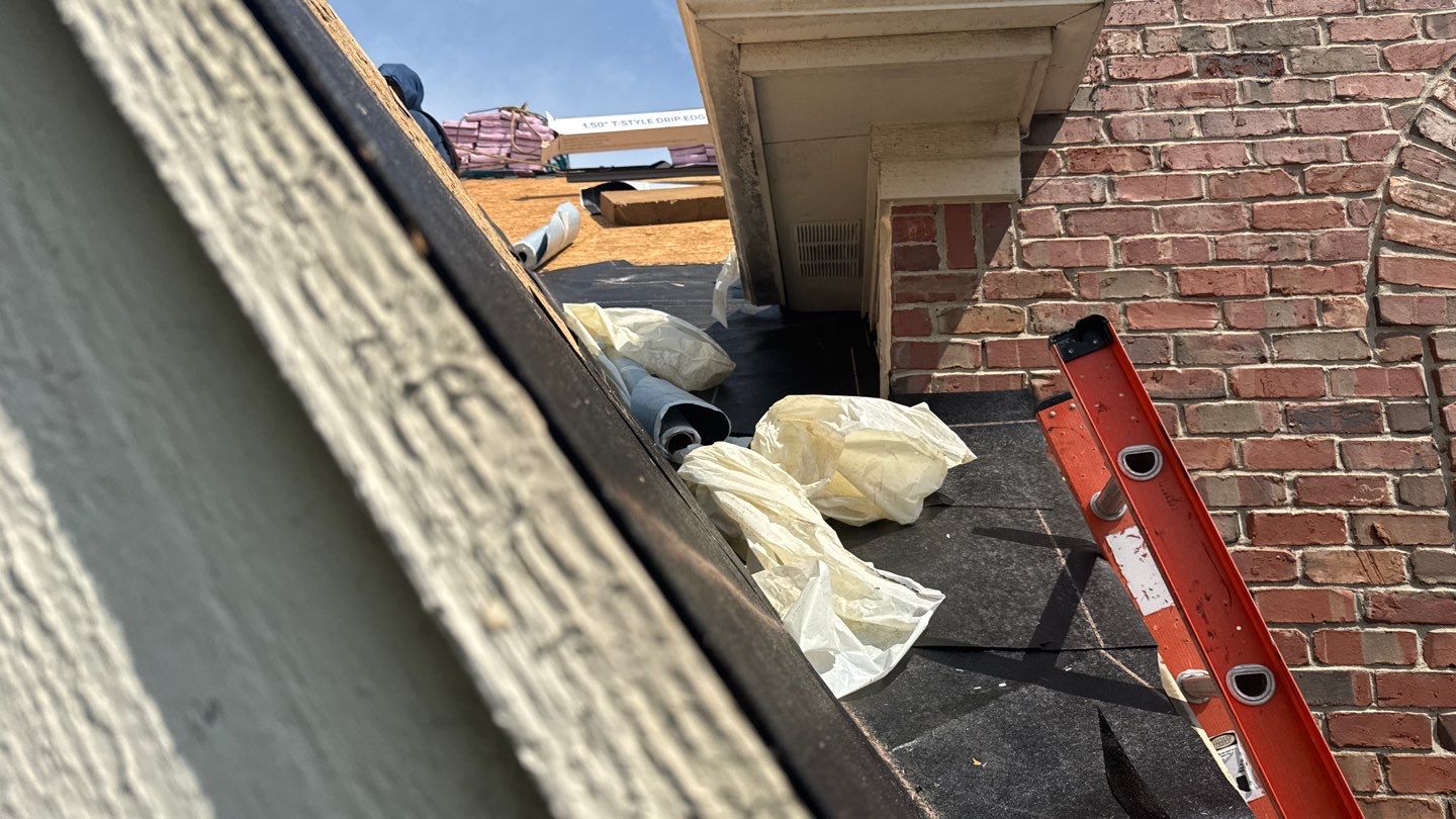 Roof Replacement using Owens Corning Onyx Black by 180 Contractors