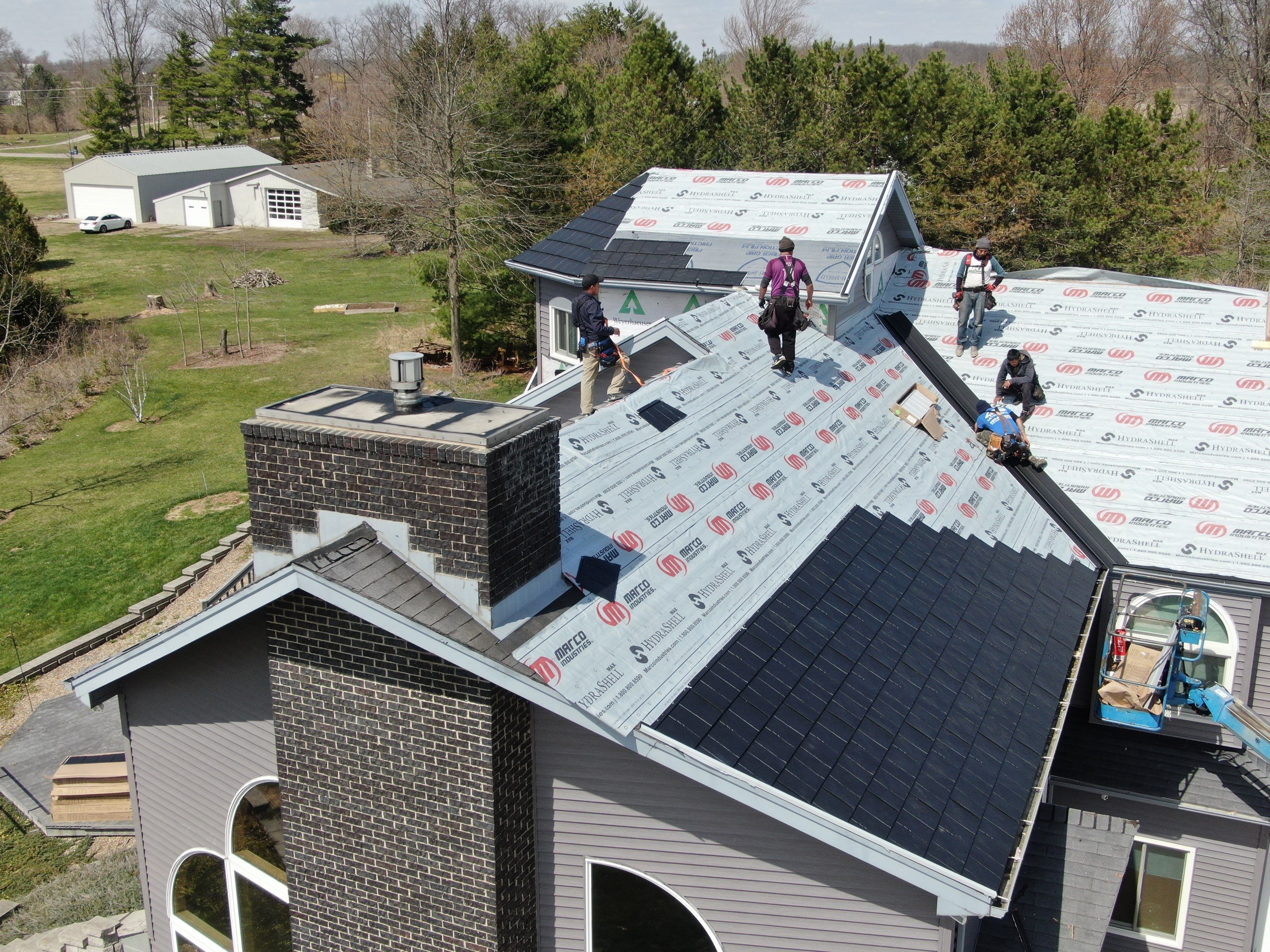 Residential Roofing Installation using Vic West Nothridge Slate by 4Ever Metal Roofing