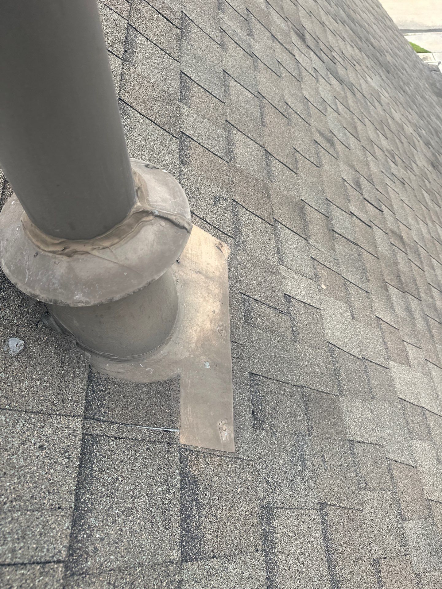 Hail Damage using Owen's Corning Duration (Lifetime) Shingles by Roof Repair Company