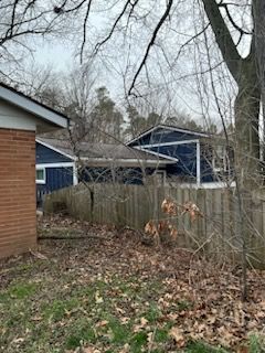 Tree Trimming using Tree Pruing by Mike Jones & Sons Tree Service LLC 