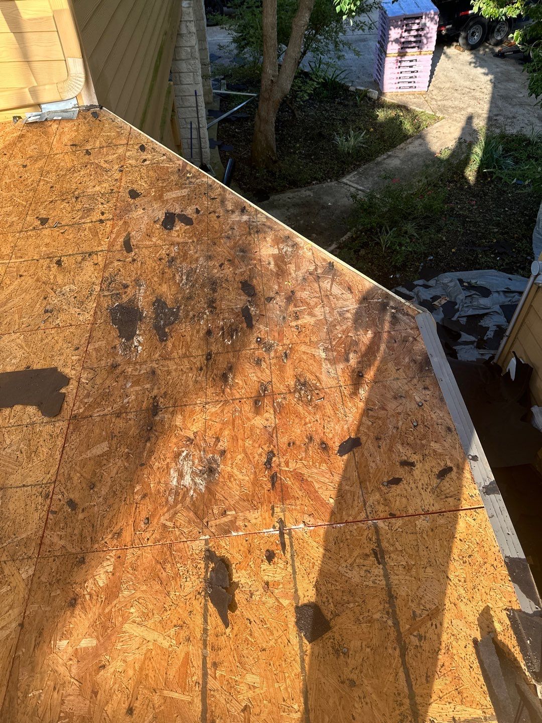 Residential Roofing Installation using Owen's Corning Duration (Lifetime) Shingles by Roof Repair Company