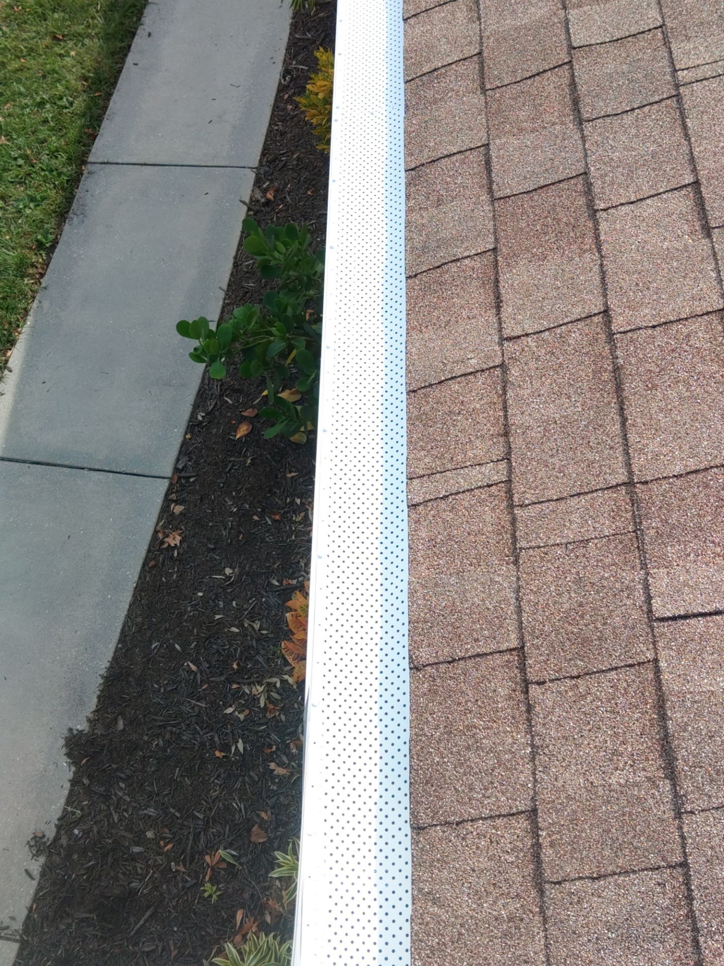 Leaf Guard System Installation in Sarasota FL by Gutter Professors