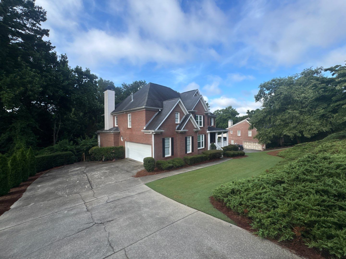 Mosaic Roofing Company LLC featured photo.