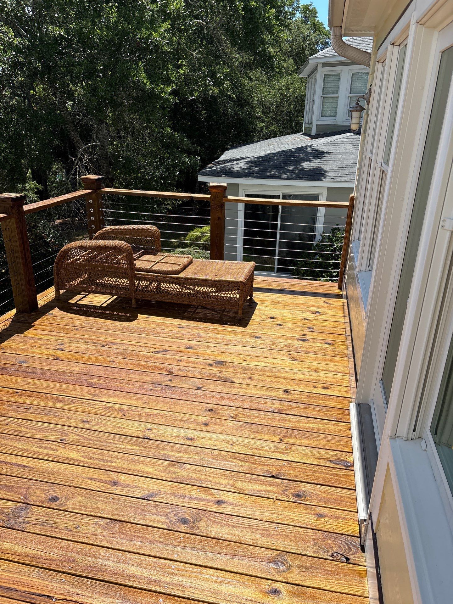 Wood Deck using Wood Sealant by DuraSeal