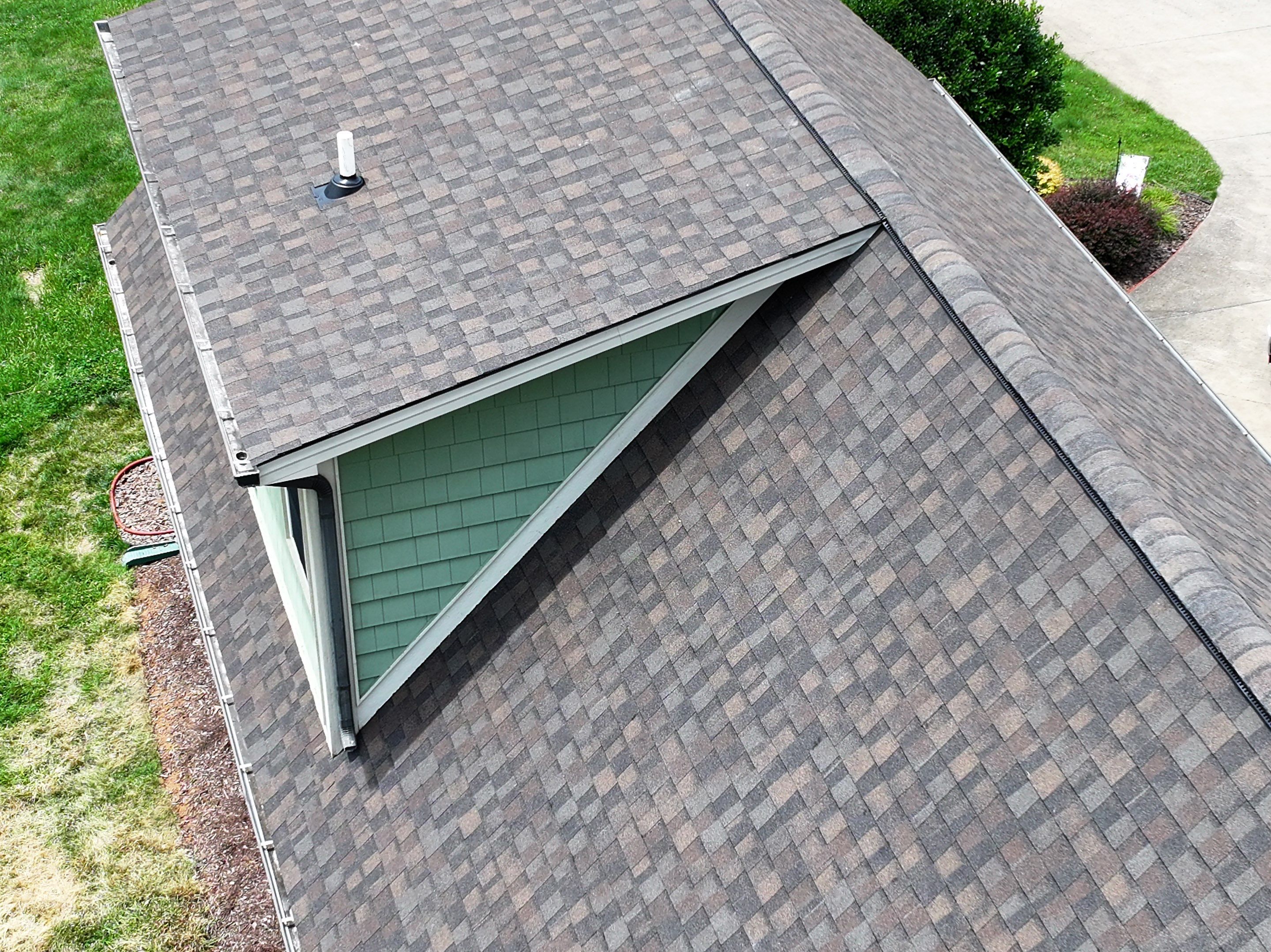 Dye Residence by Omnia Roofing