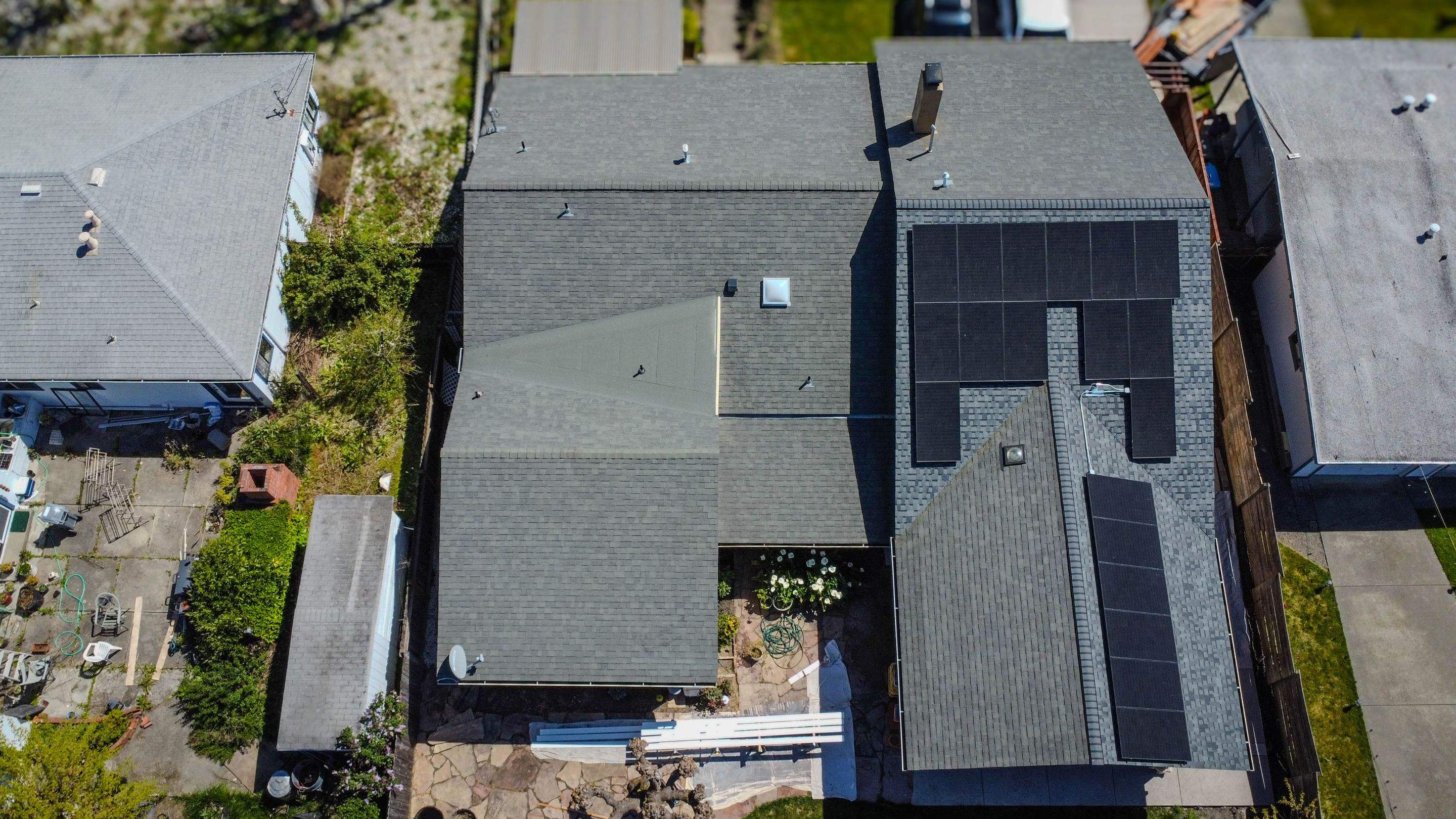 Residential Remodel using GAF Timberline HDZ RS by Sustainable Living Builders, Inc.