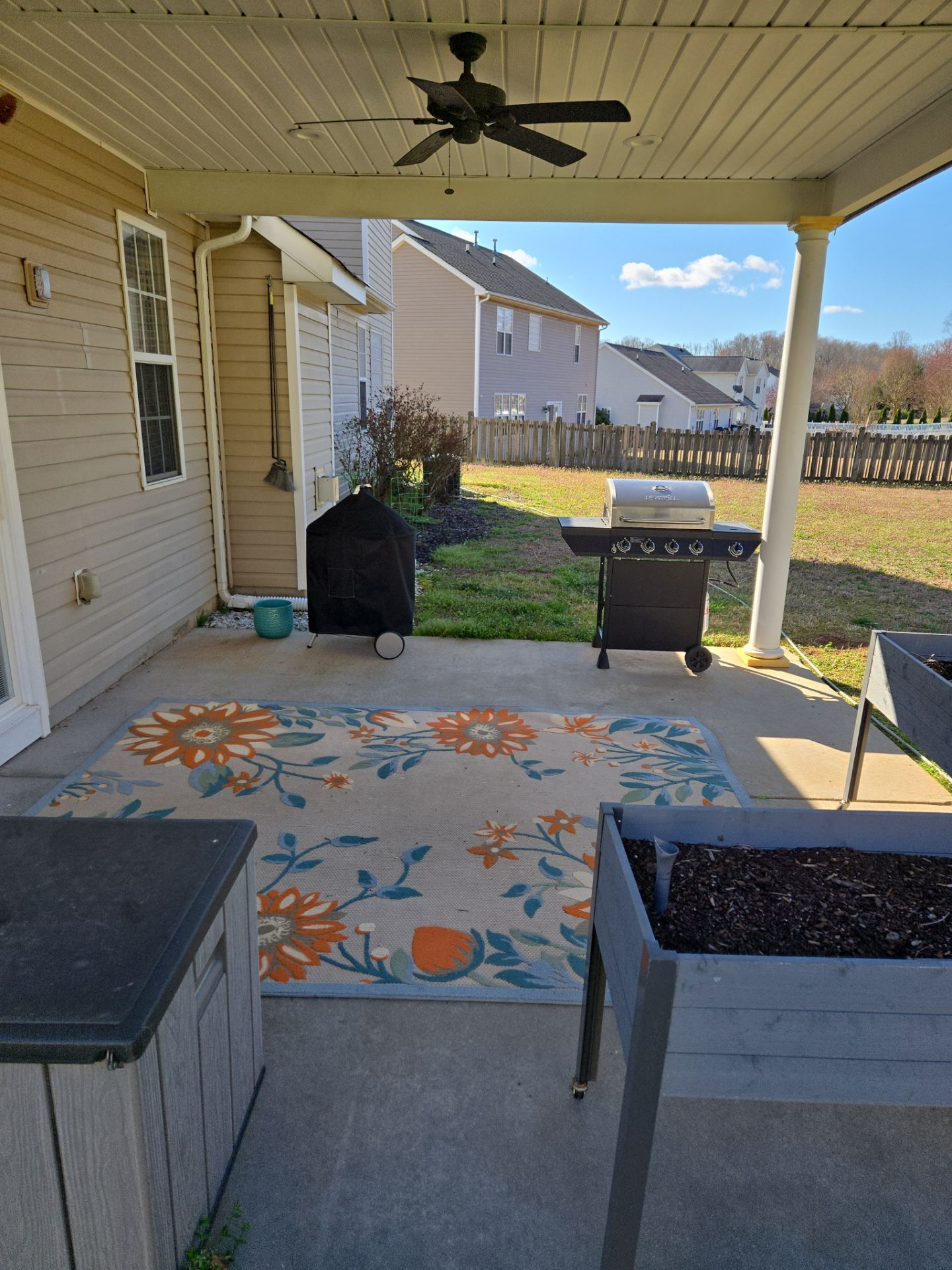 House Wash using cleaner by Power Wash Masters LLC
