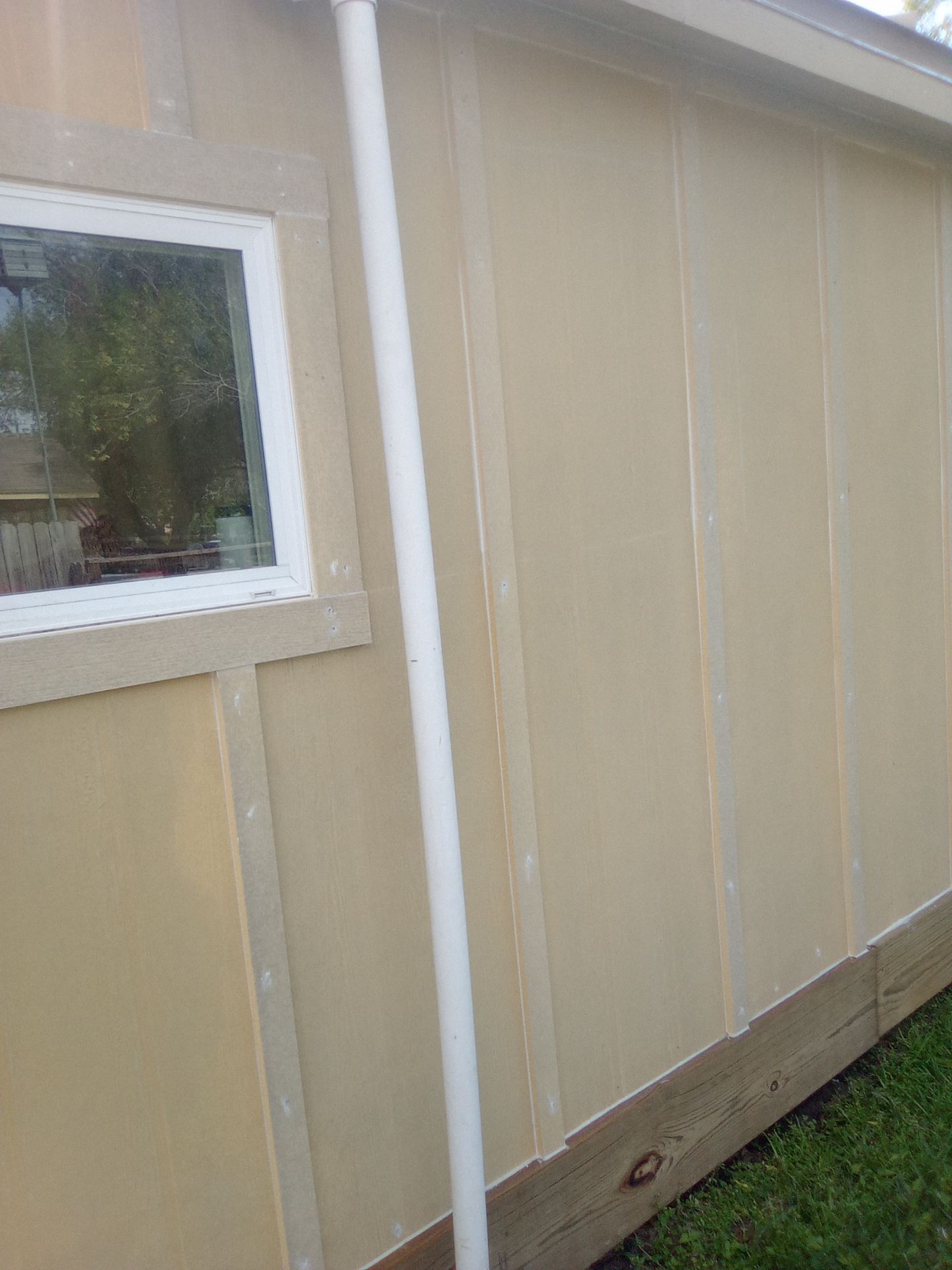 Vinyl to Hardie by Bayfront Roofing and Construction