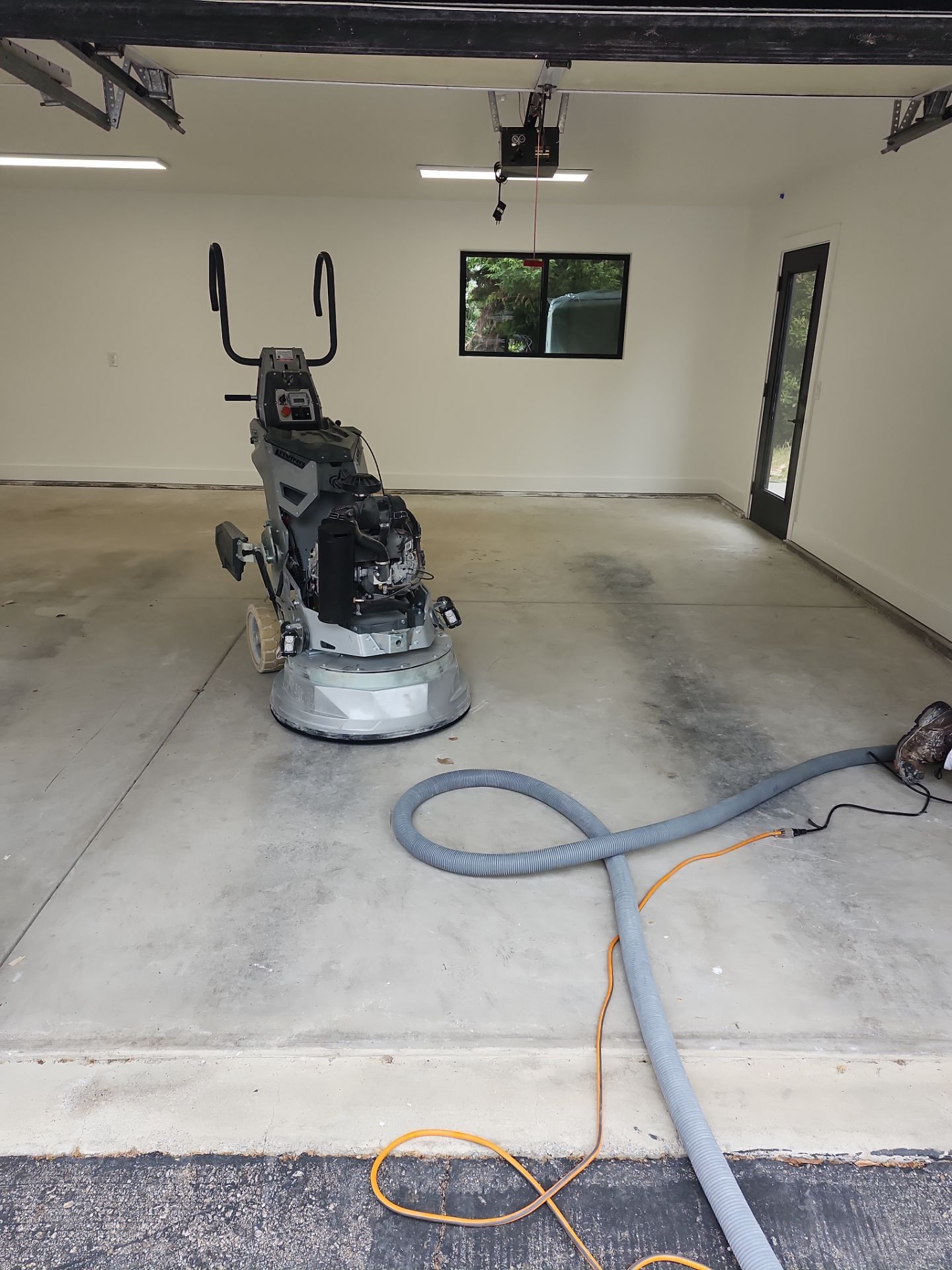 Domino Garage by MGP Coatings