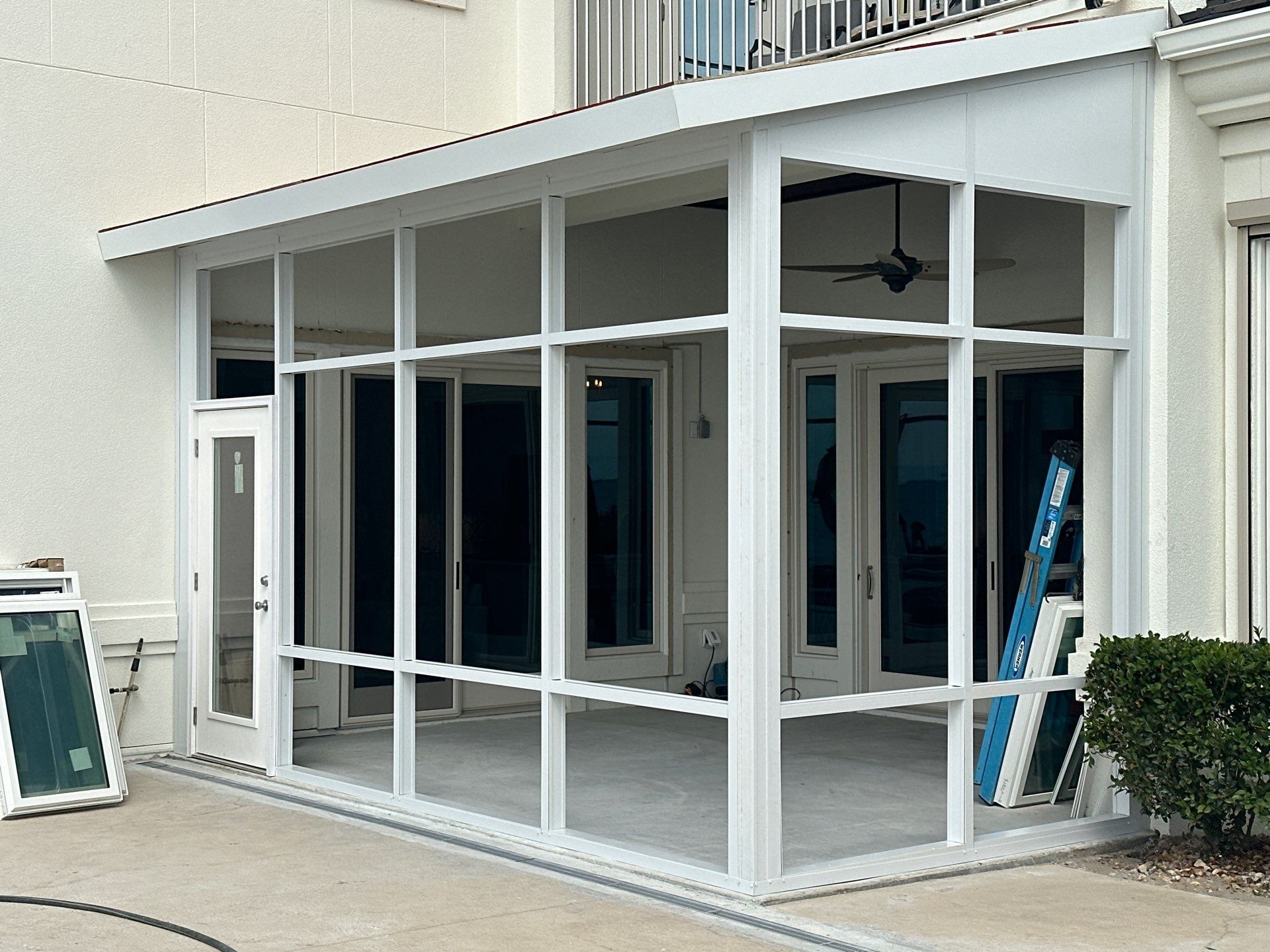 Miramar Beach Glass Room w/Hurricane Resistant Colorbeam by Titan Sunrooms