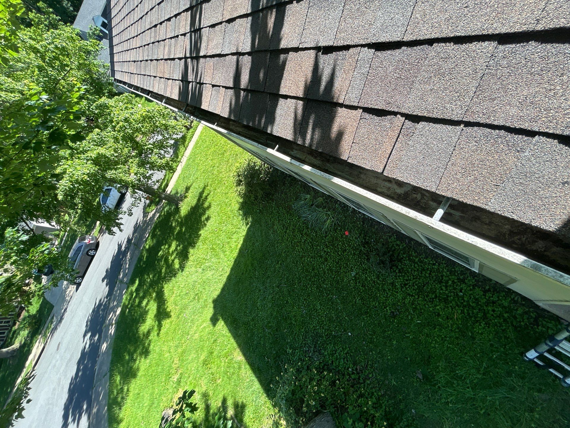 West Springfield: Residential Roof Replacement with CertainTeed Landmark in Heather Blend by RM Banning, Inc.