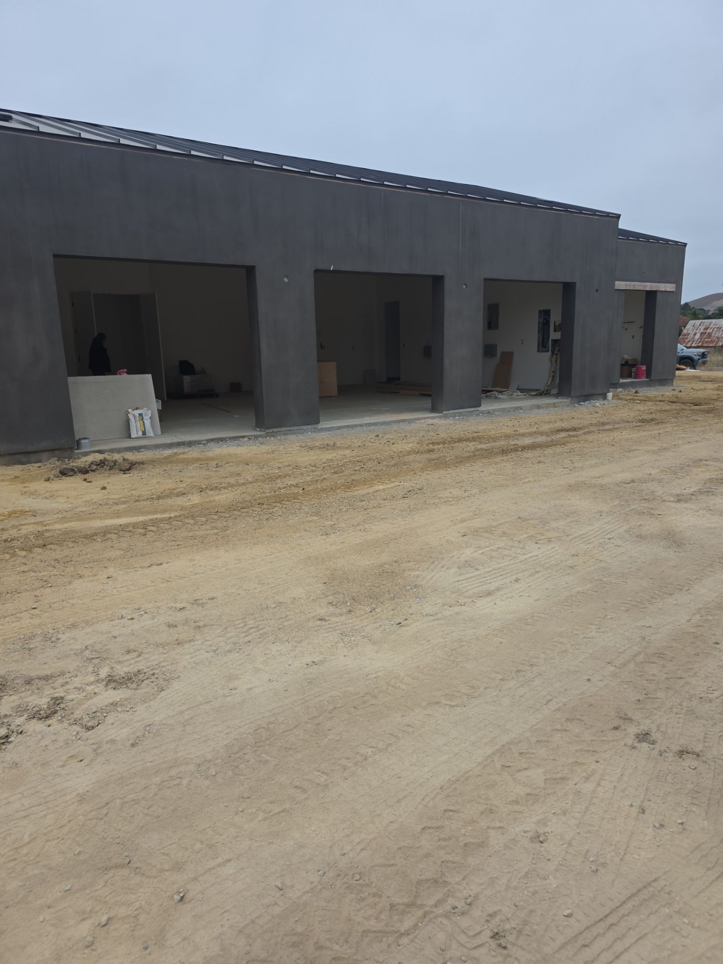 Multi-Bay Garage Polyurea Floor Coating in San Luis Obispo by MGP Coatings