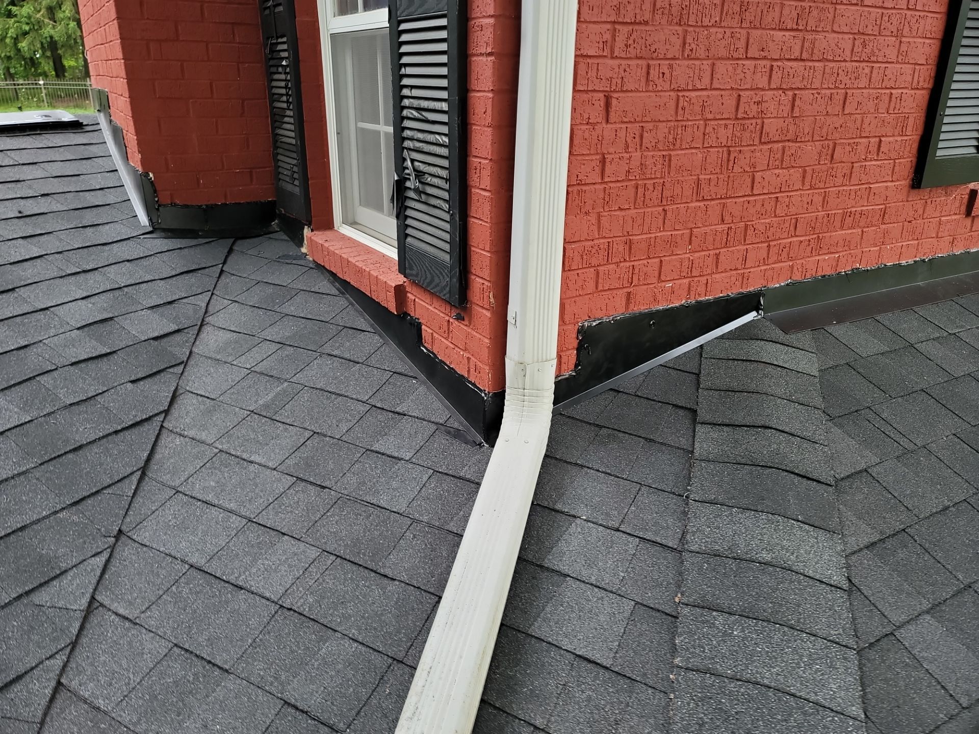 Atlas Pinnacle, Color, Black Shadow, Drip Edge, Color, Black by Eagle Eye Roofing