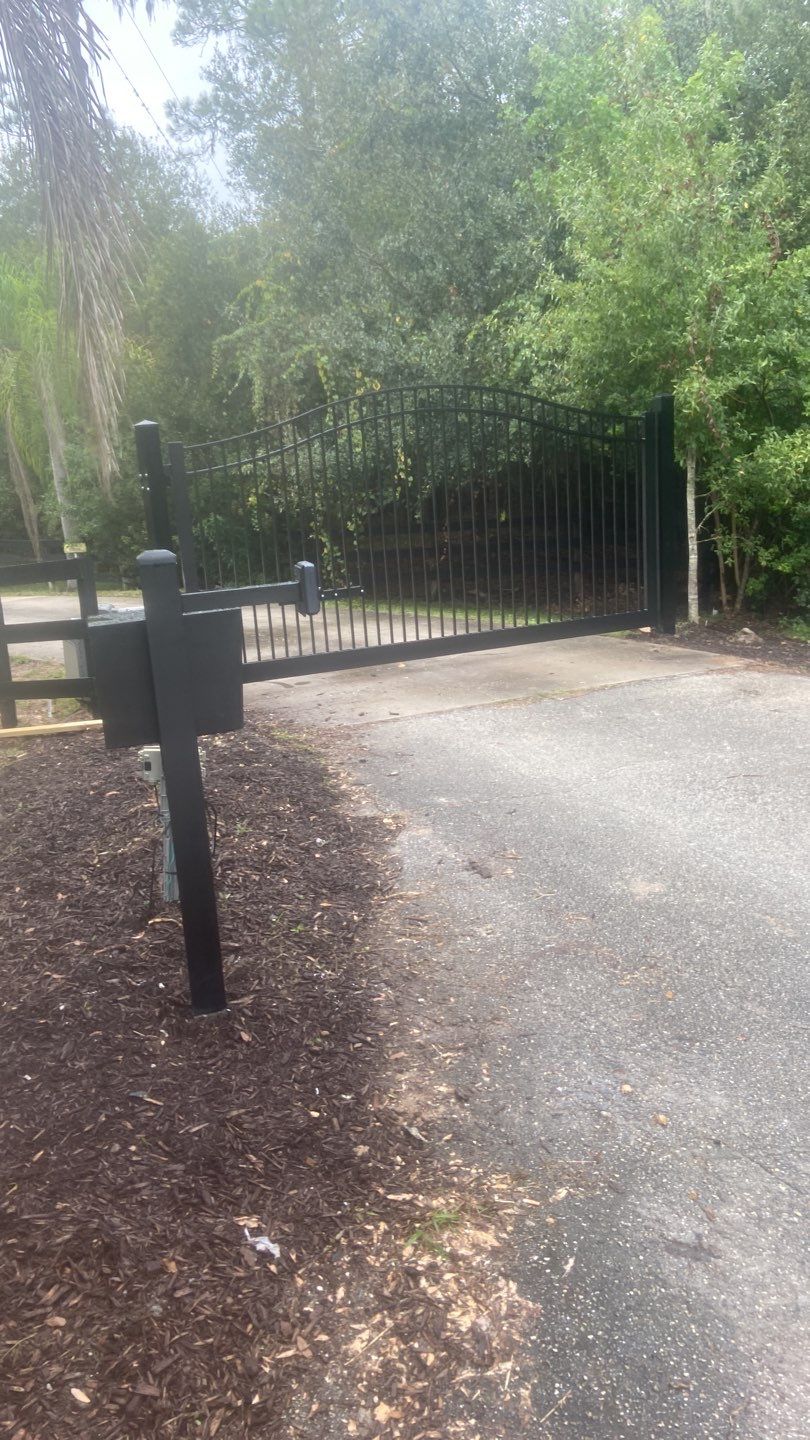 Bradenton, FL Gate Operator Installation & Horizontal Privacy Fence by Asap fence and gates, LLC