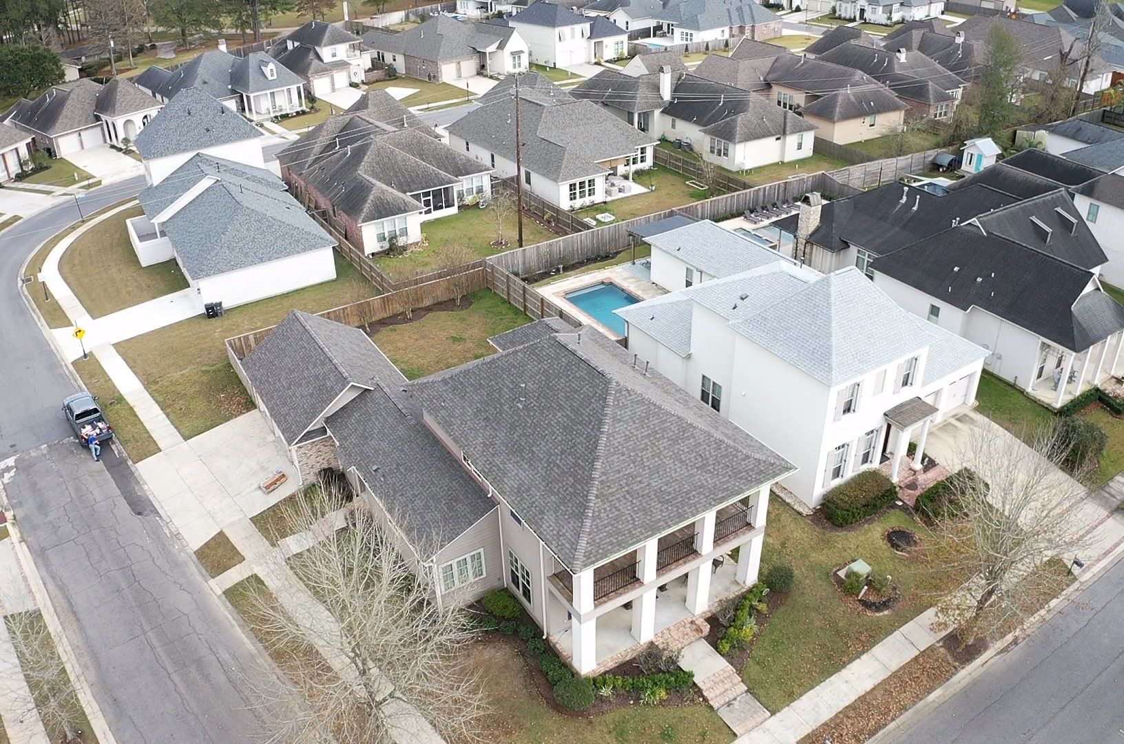 Certainteed Landmark Weathered Wood  by Top Team Roofing & Construction