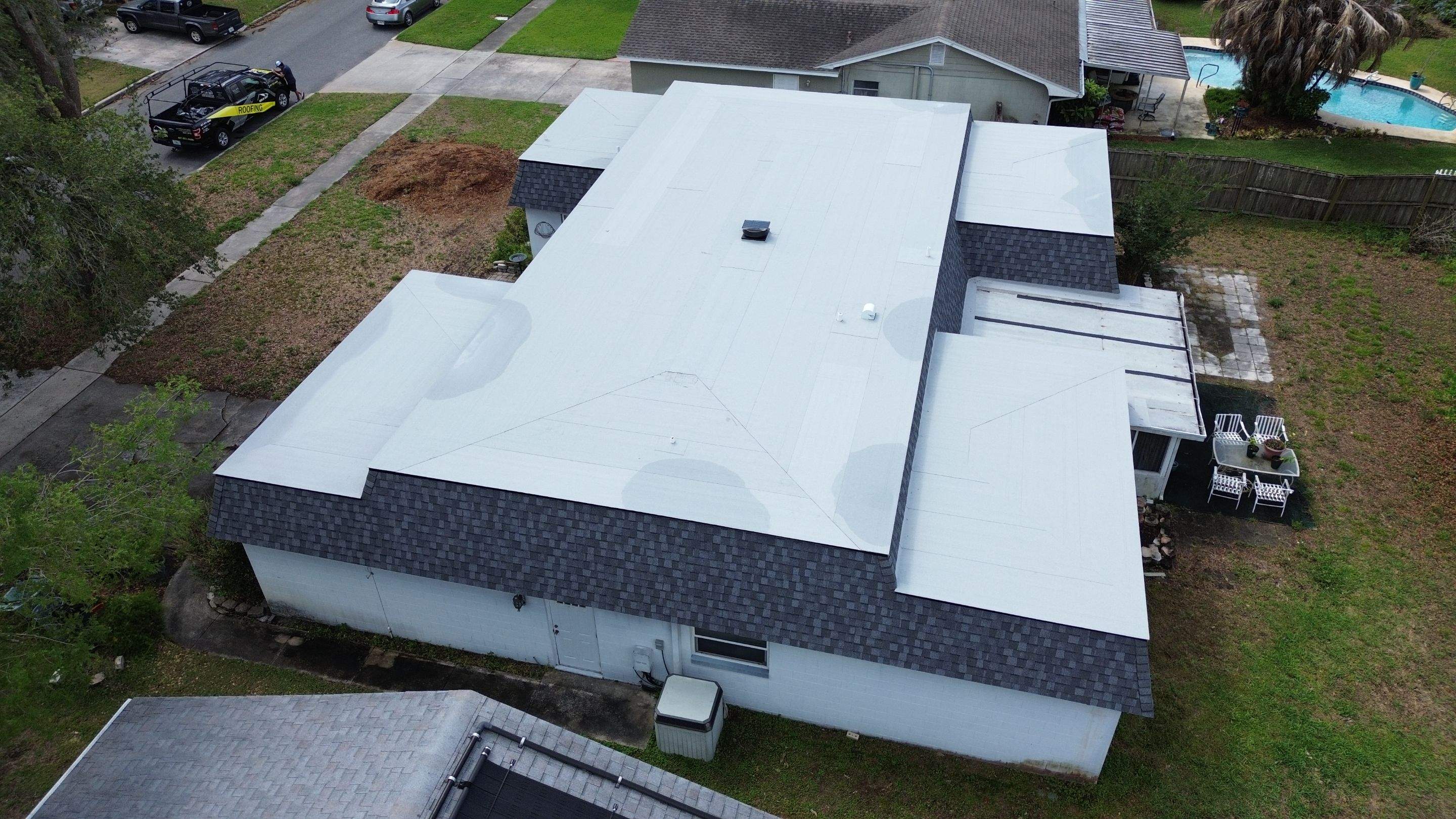 Residential flat roof in Orlando FL by Gold Key Roofing