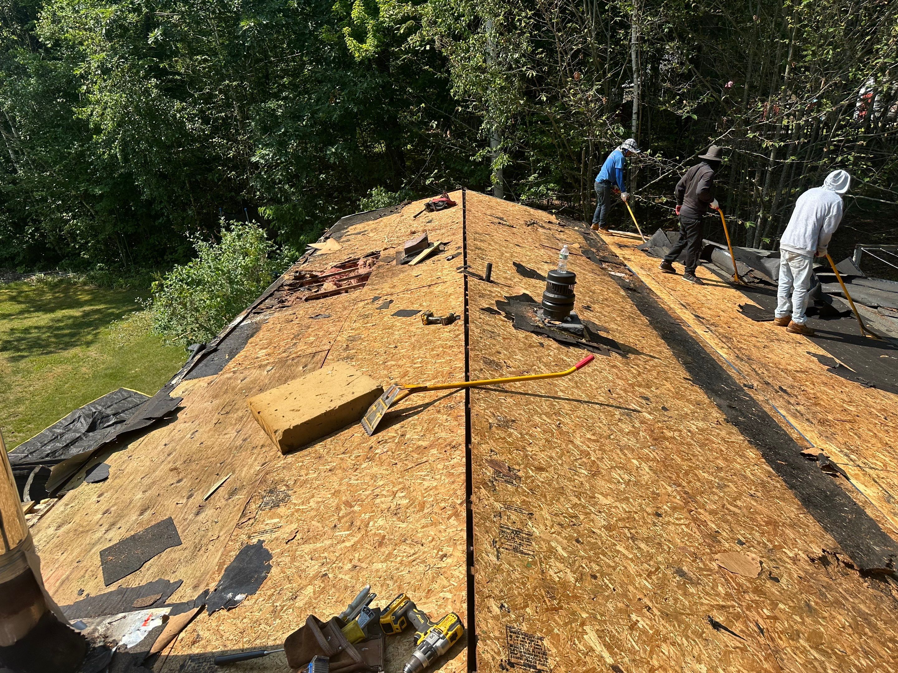 Milton, NH β Green Asphalt Shingle & Rolled Roofing Installation by Tall pine roofing