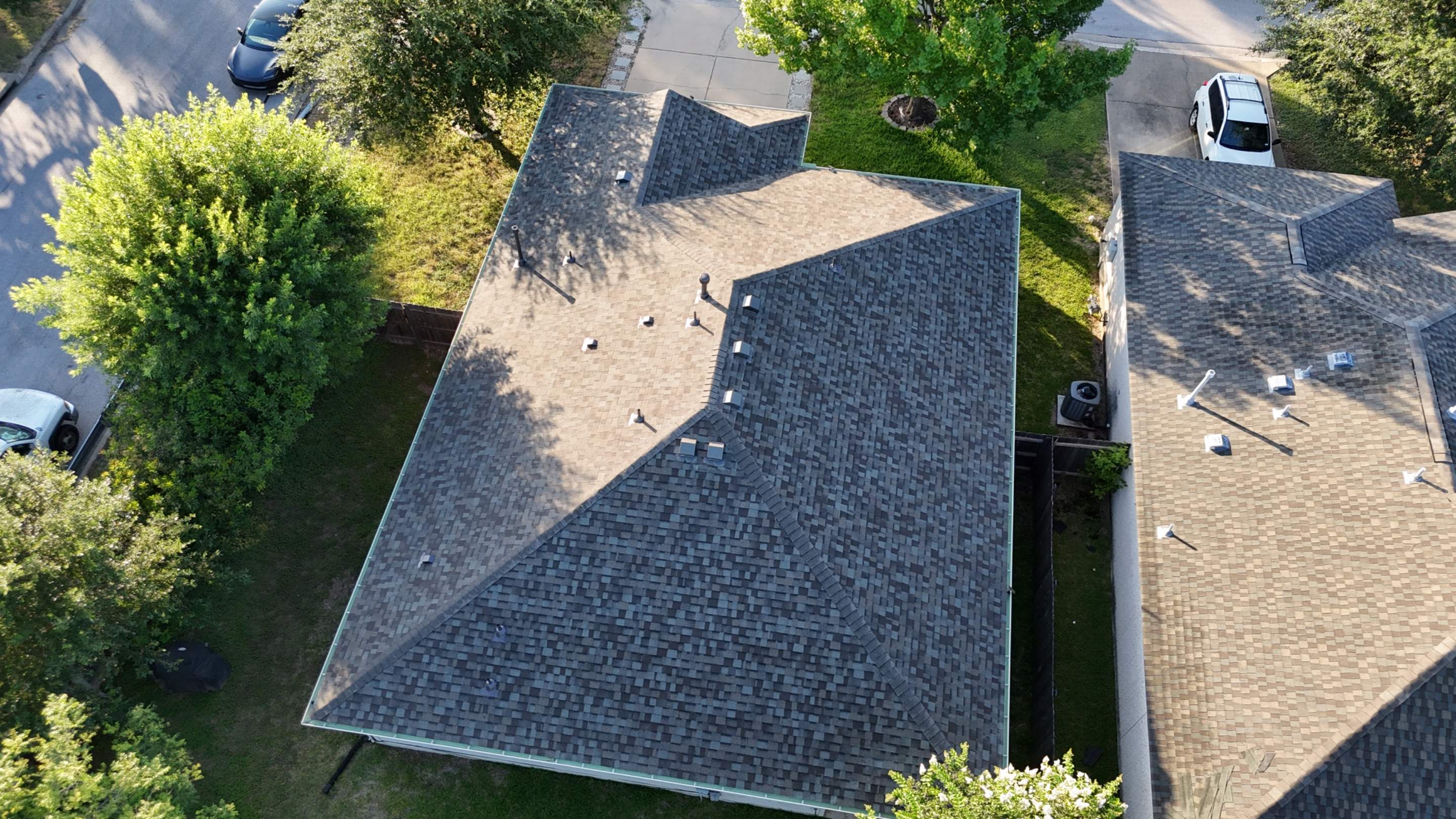 Driftwood - Owens Corning TruDefinition Duration by RoofsOnly.com