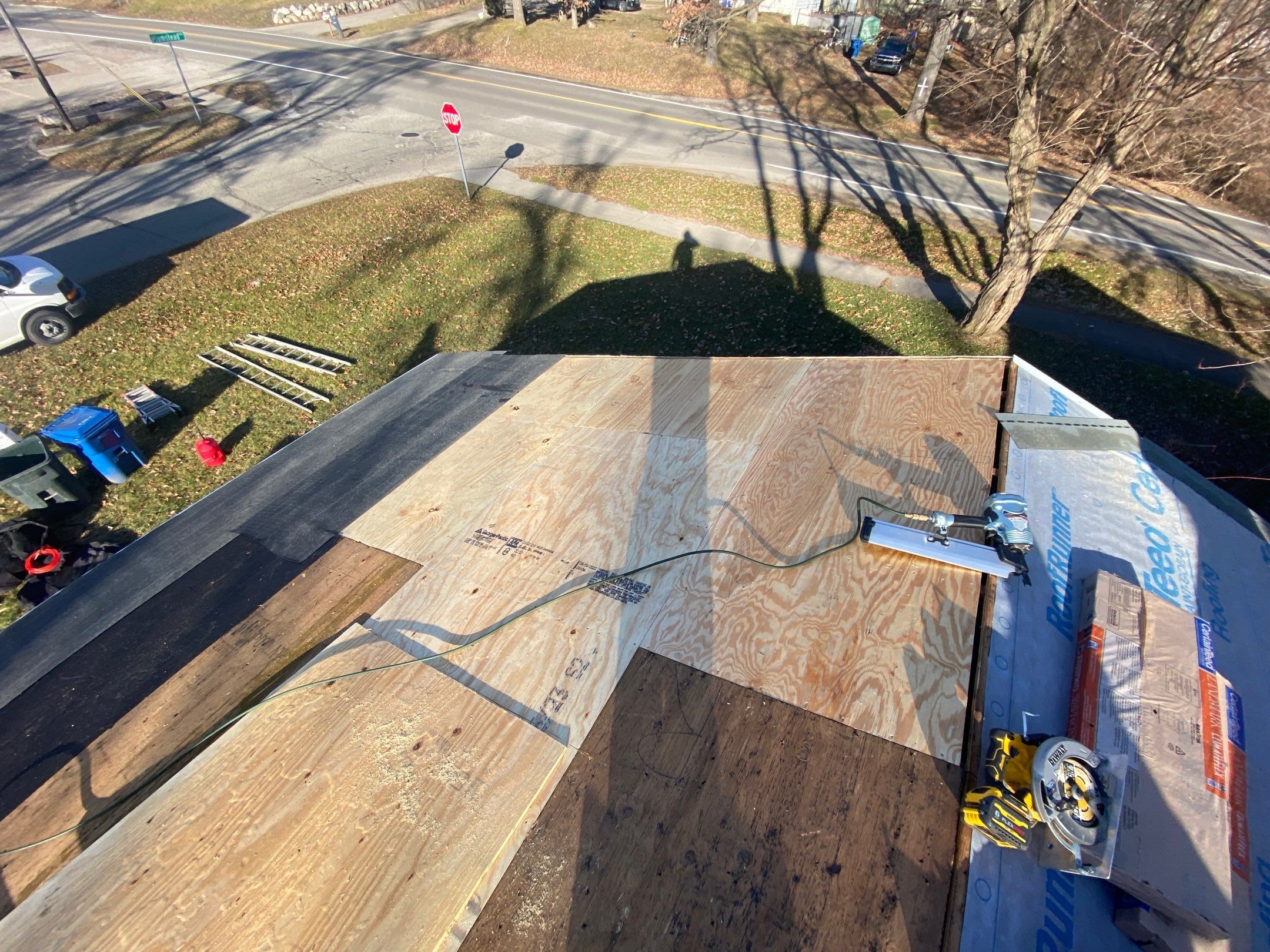 Roof Replacement using CertainTeed Landmark Pro by 180 Contractors