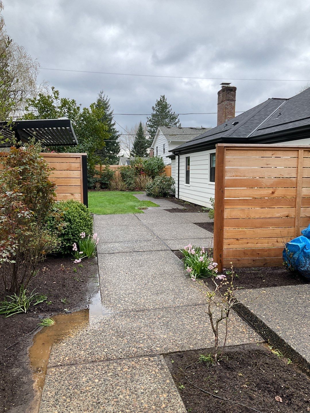 Flat work by Willamette Outdoor Wash LLC