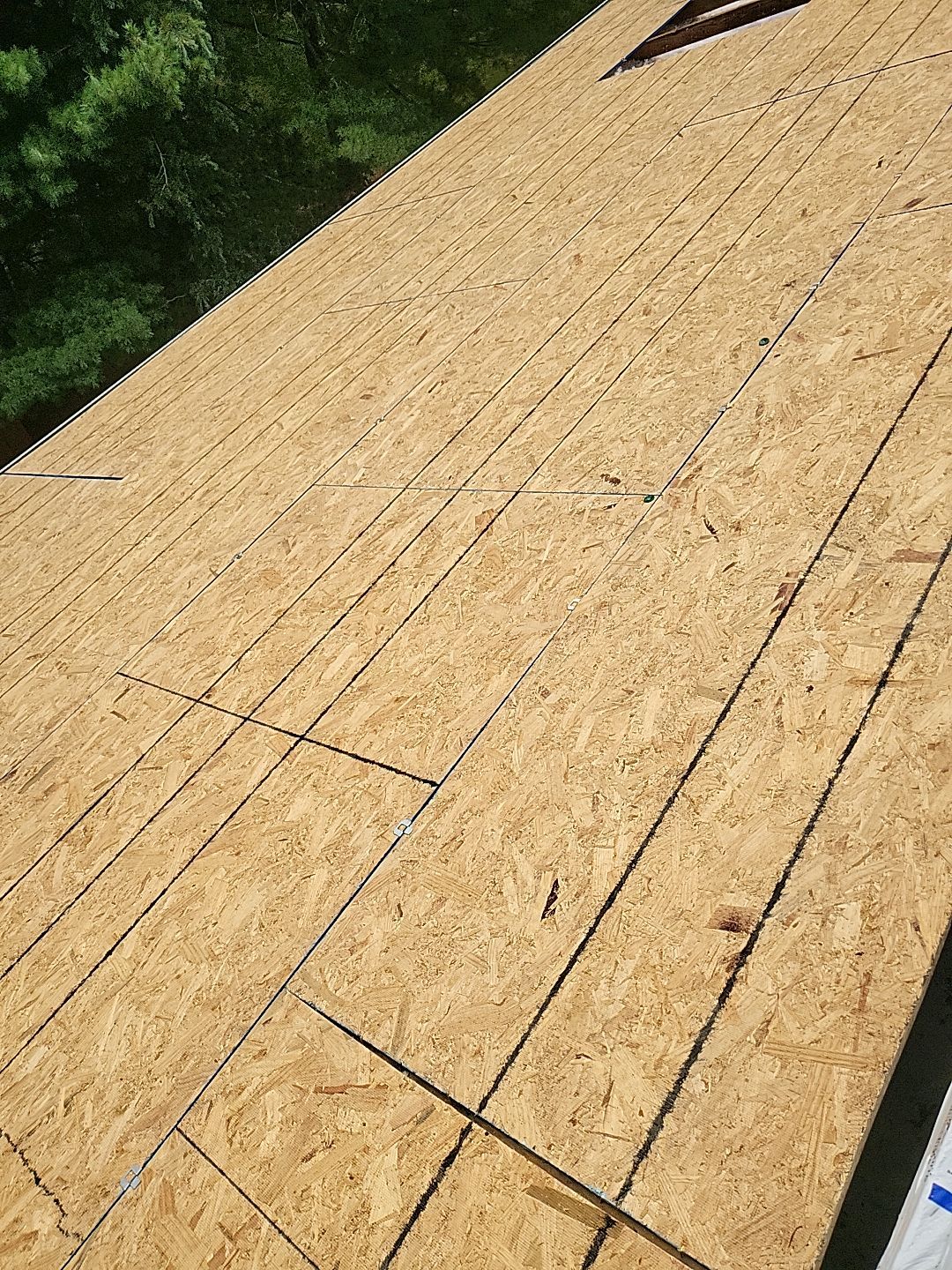 ATLAS PINNACLE COLOR: COASTAL GRANITE by Eagle Eye Roofing