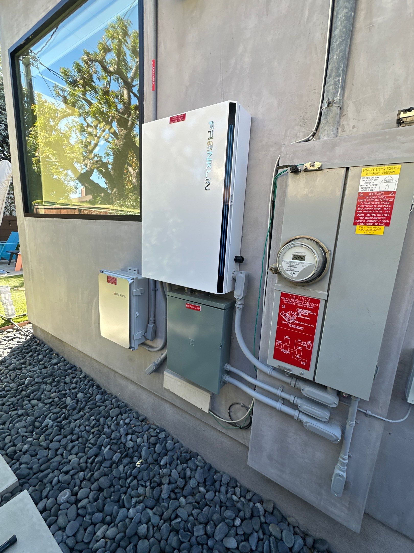 Los Angeles 25-Panel Solar and FranklinWH Battery Storage System Installation by AWS Solar