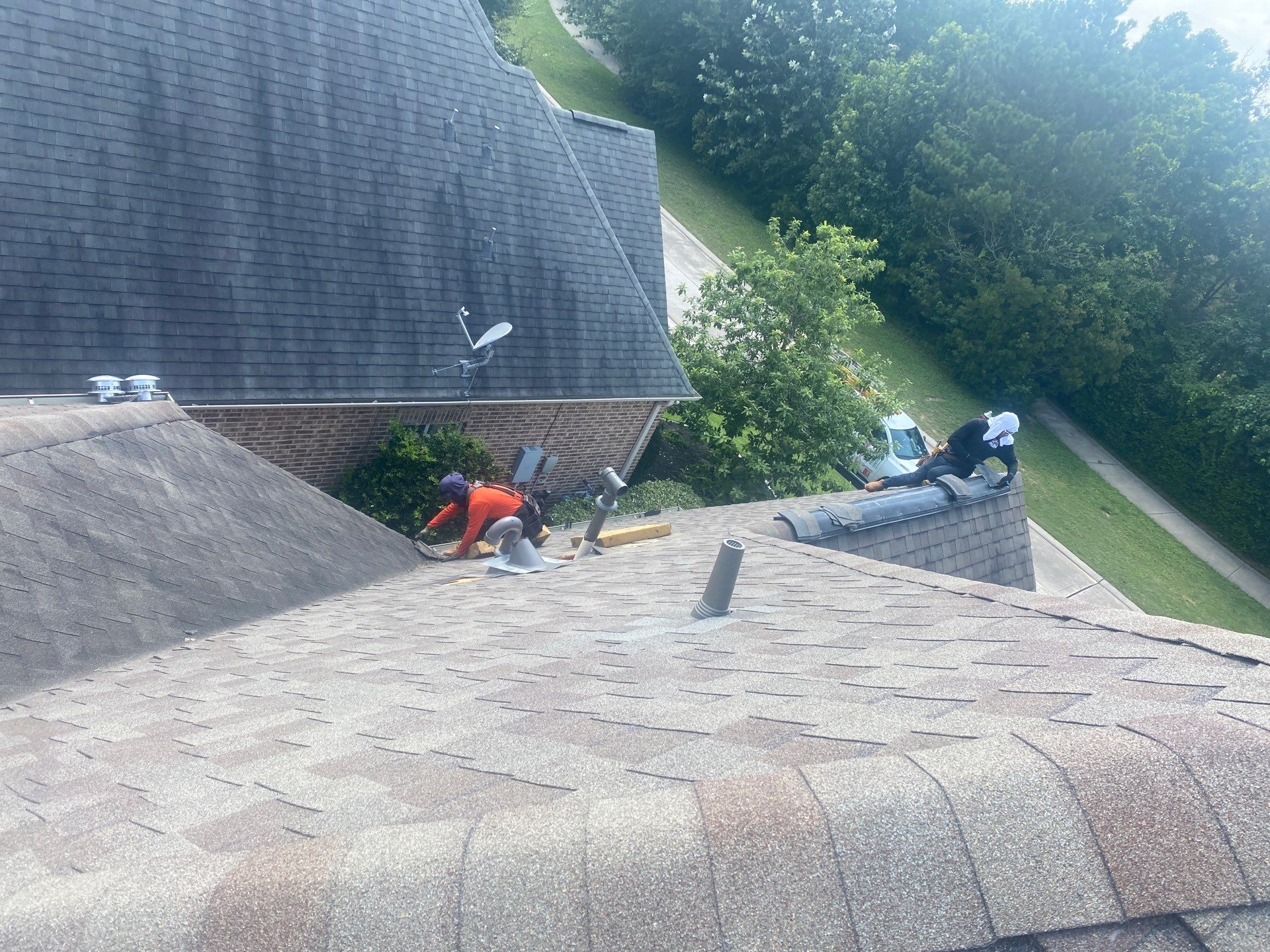 Hail Damage using Owen's Corning Duration (Lifetime) Shingles by Roof Repair Company