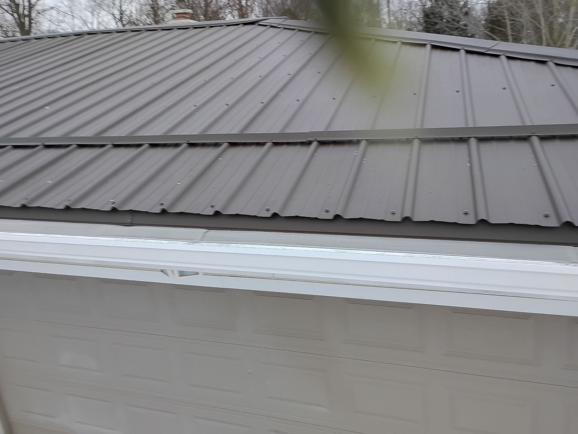 5 Star Metal Crinkle Finish in Charcoal & 5" Gutters by Pally Roofing