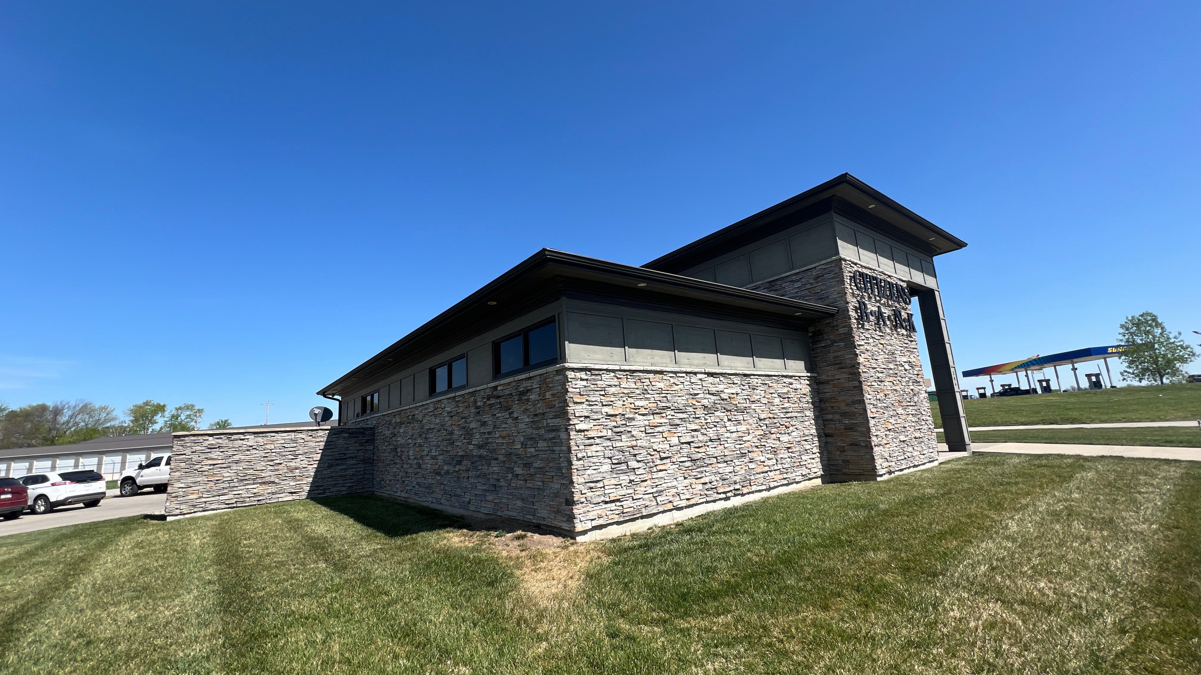 Professional Refresh: Exterior Transformation for a Cleveland Bank by Cougar Painting
