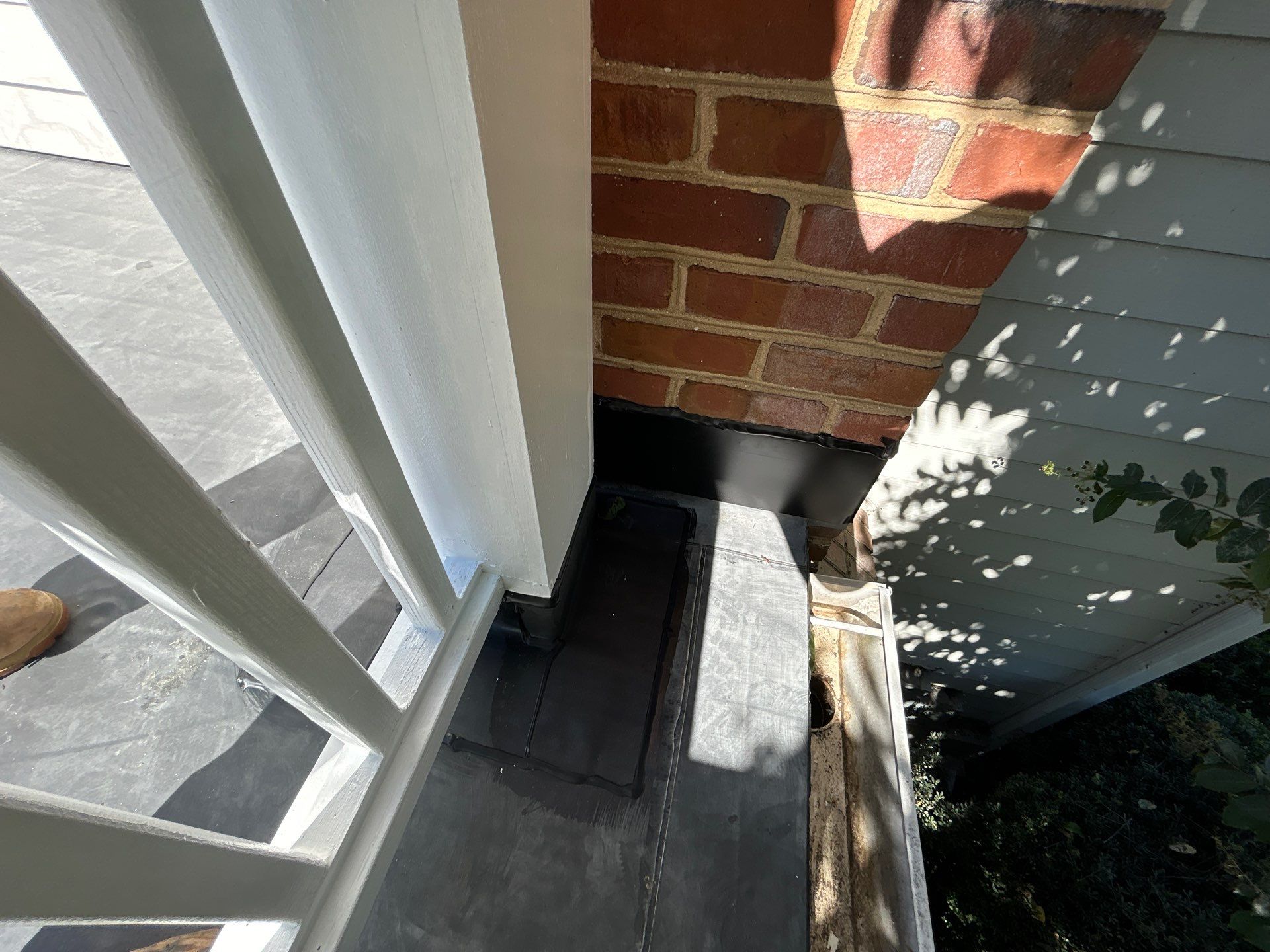 McLean - Residential Flat Roof Replacement with Carlisle Syntec EPDM by RM Banning, Inc.