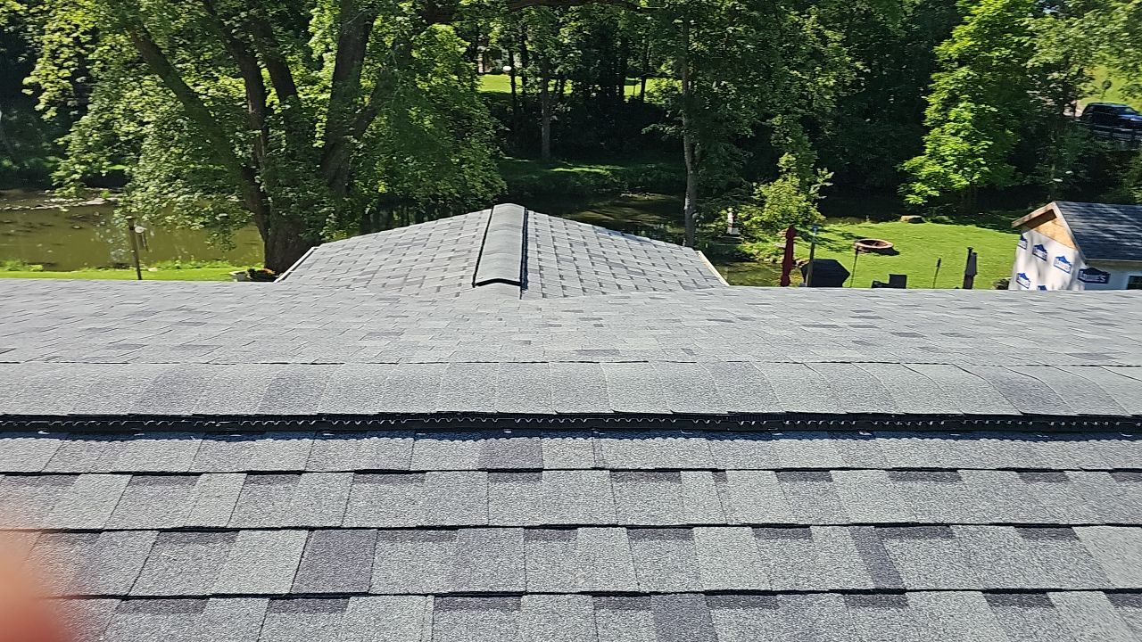 ATLAS PINNACLE COLOR: HEARTHSTONE by Eagle Eye Roofing