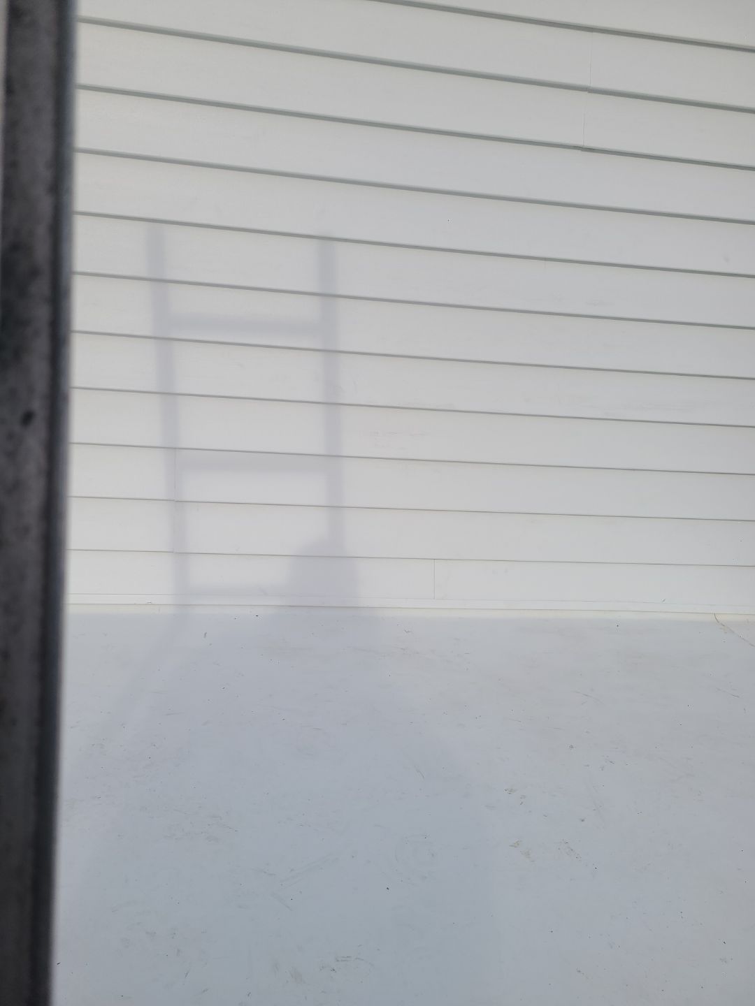 Springfield CertainTeed Charcoal Black Roof & CertainTeed Colonial White Siding by RM Banning, Inc.