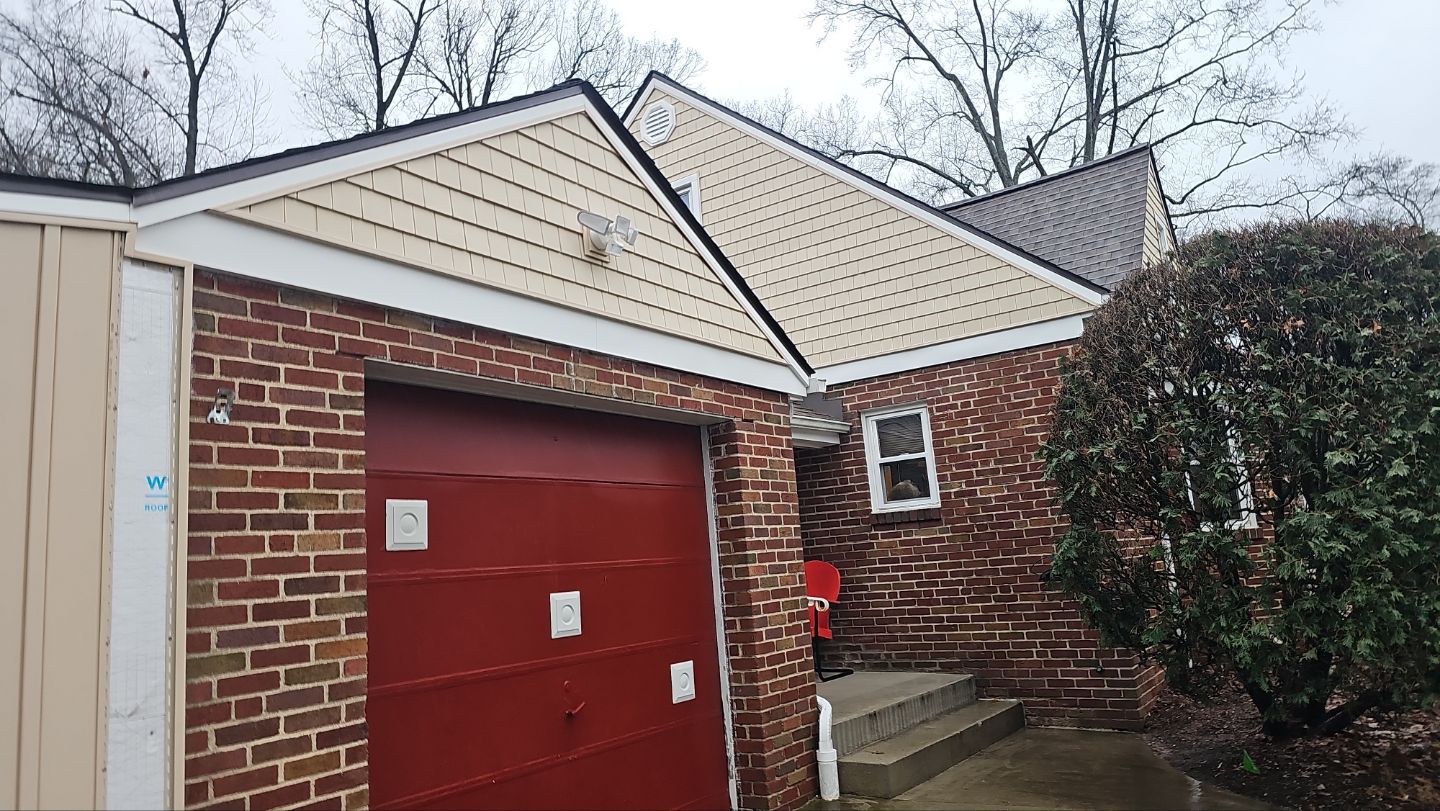 Siding, CertainTeed, Board & Batten, Color, Sandtone by Eagle Eye Roofing