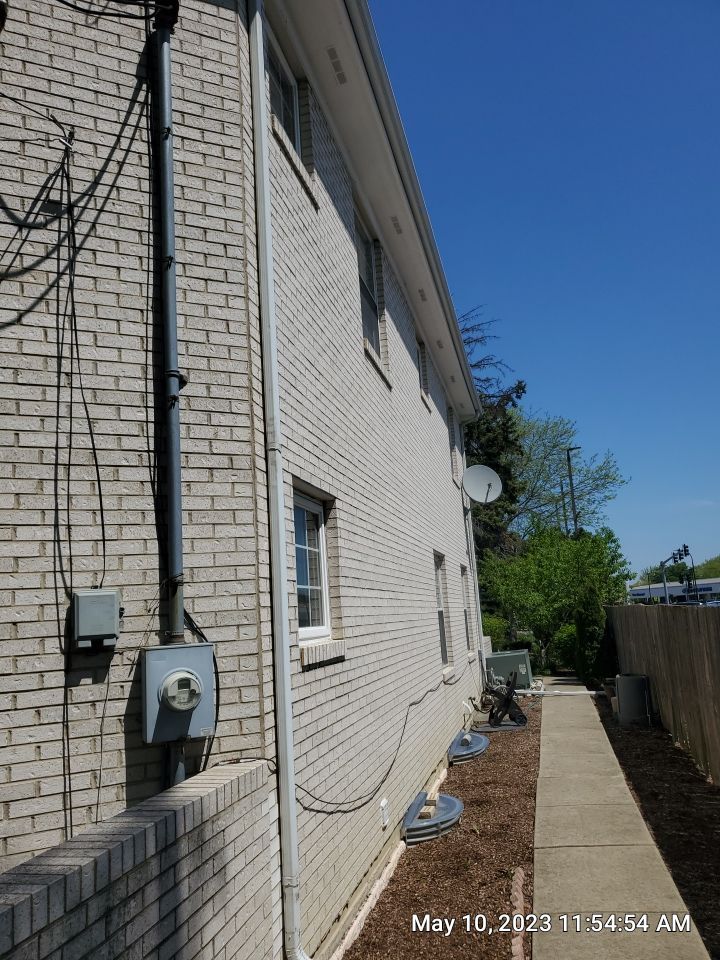 Lincolnwood, IL house washing, and patios by Northern Power Washing LLC.