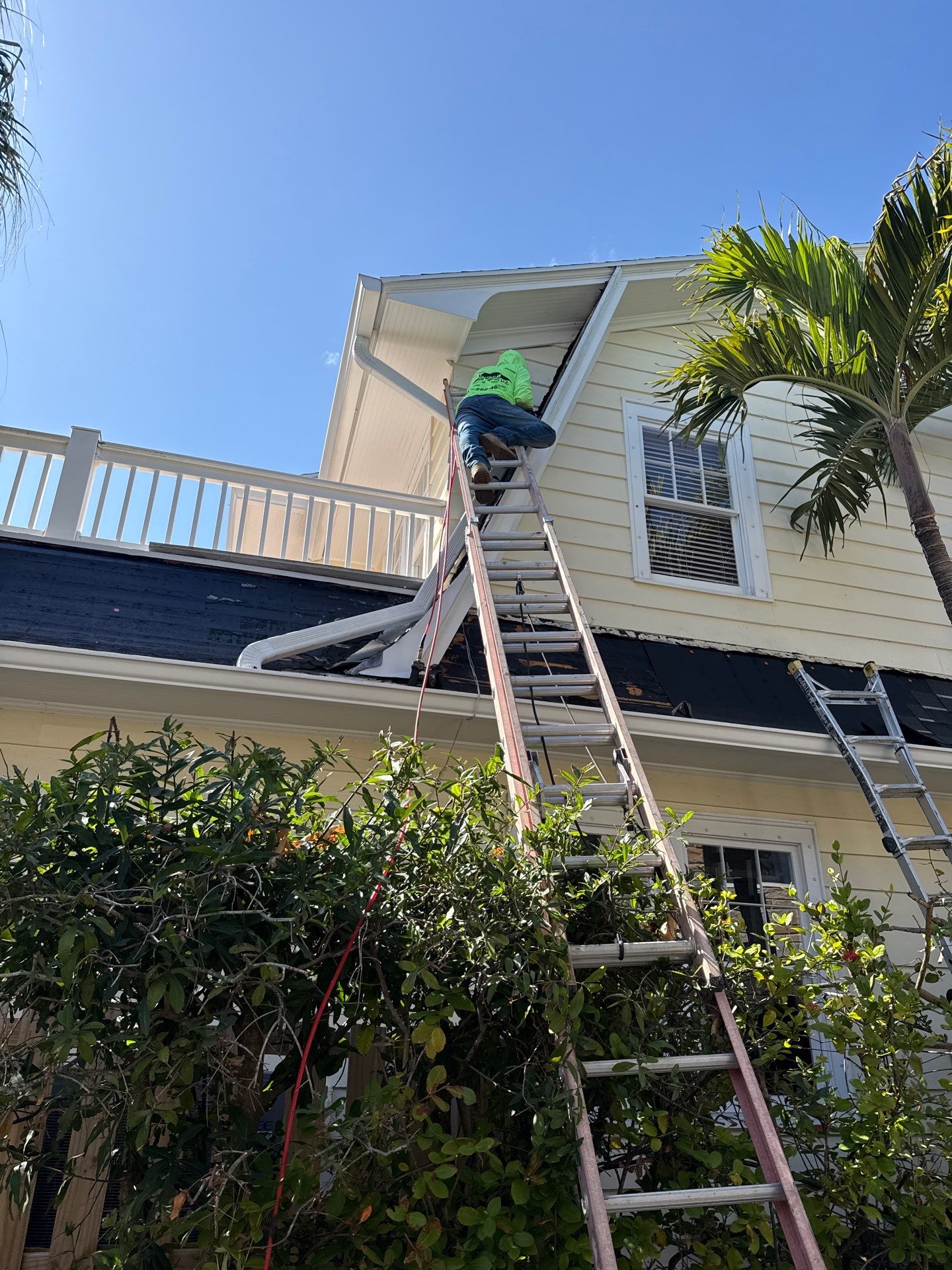 Project in St. Petersburg 33704 by Mitchell Roofing Company LLC 
