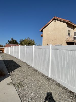 Fence Installation using Vinyl