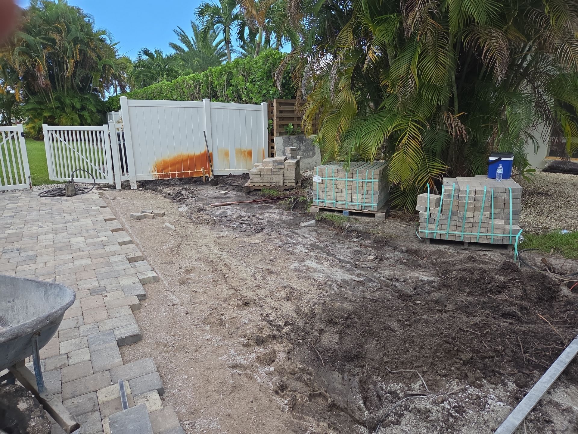 Stuart Showcase: Turning Concrete Chaos into Paver Perfection by Alpha Zeta Enterprises Inc
