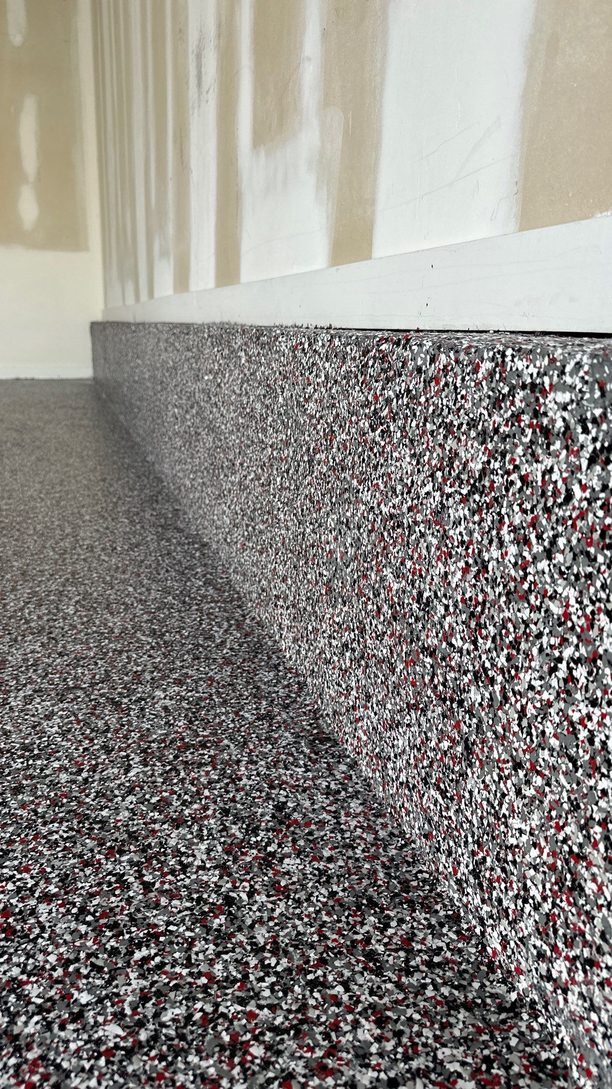 Amber Y. had a new Banner Red floor installed  by Banner Garage