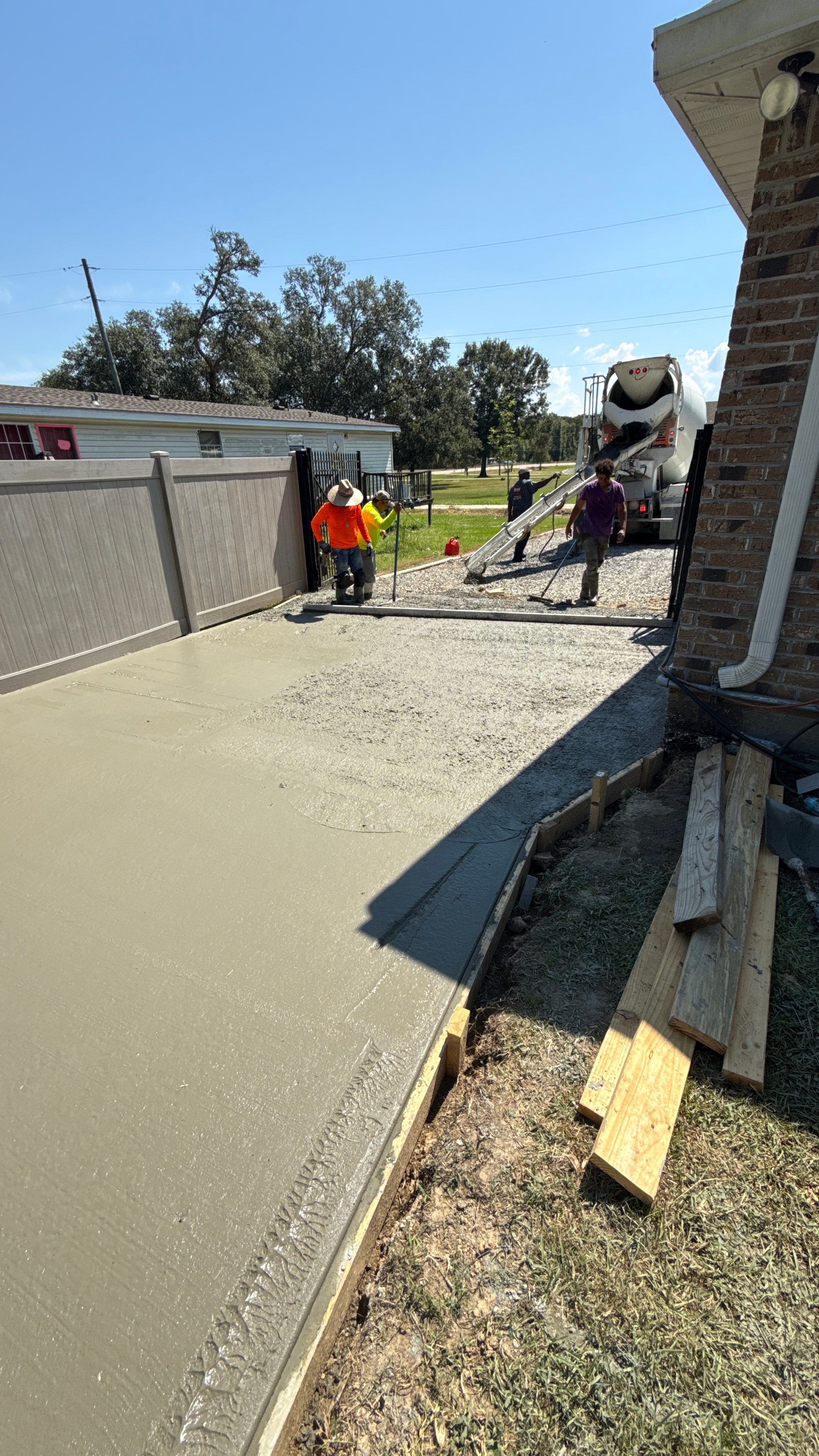 HDS Concrete - Concrete Installation in Maurepas by HDS Contractors