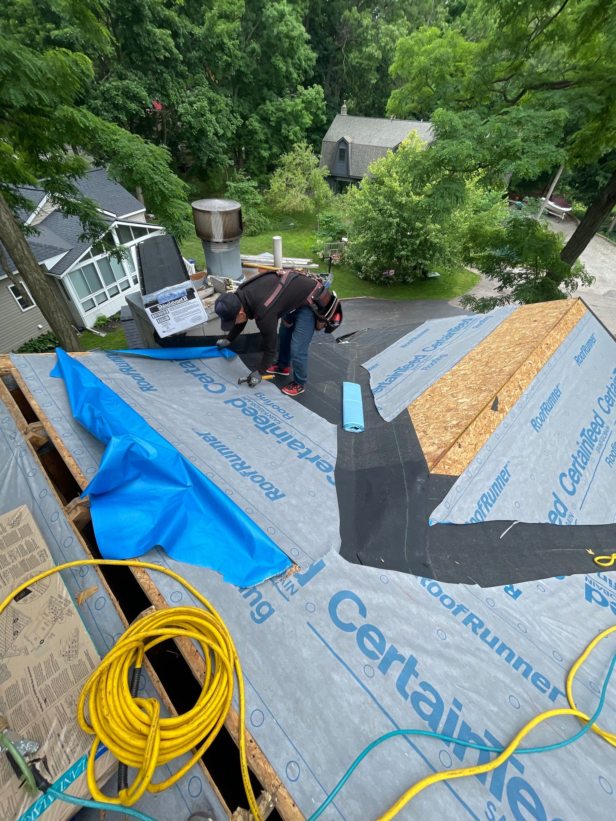 Roof Replacement using CertainTeed Landmark by 180 Contractors