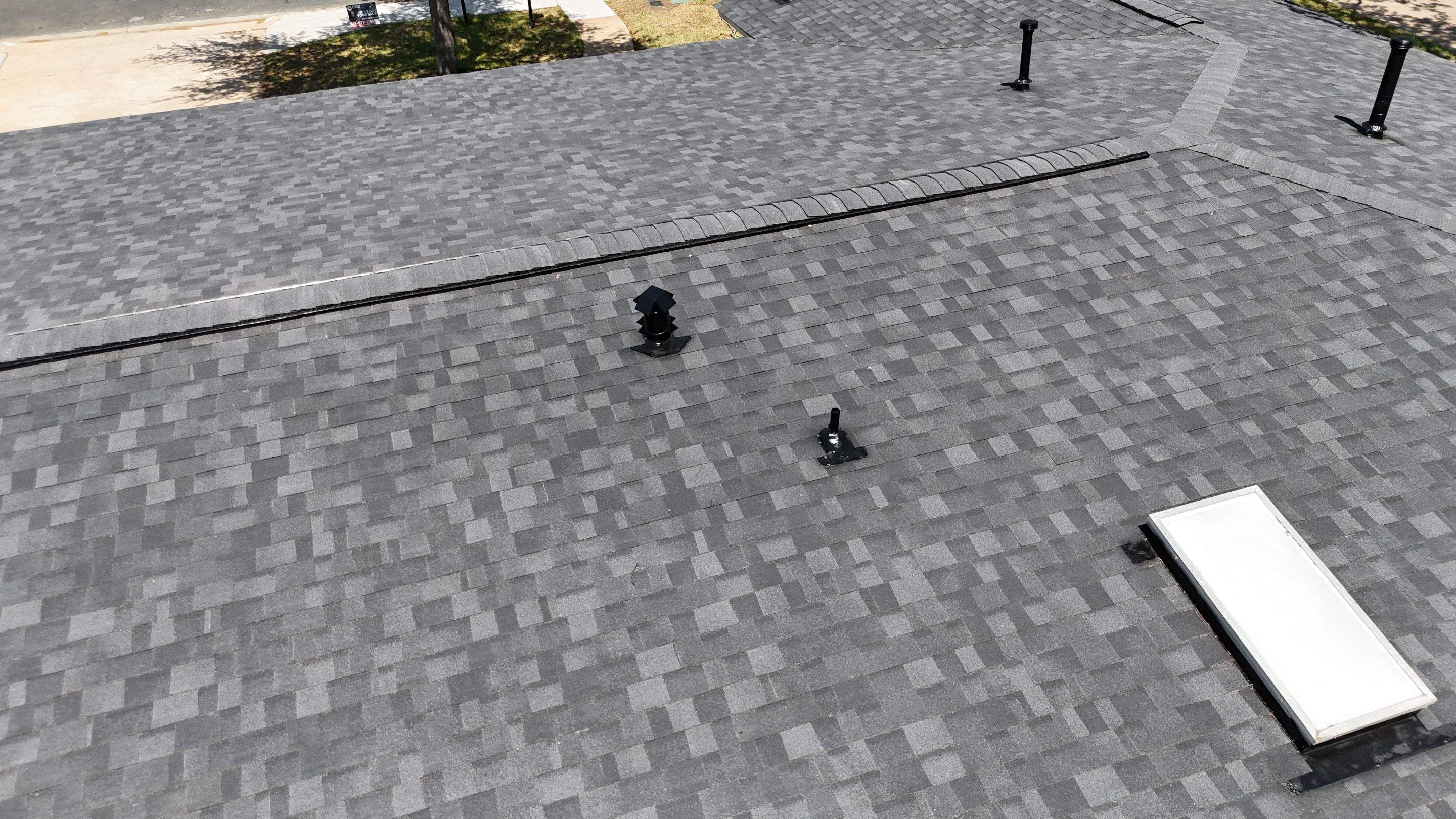 Onyx Black - Owens Corning TruDefinition Duration  by RoofsOnly.com