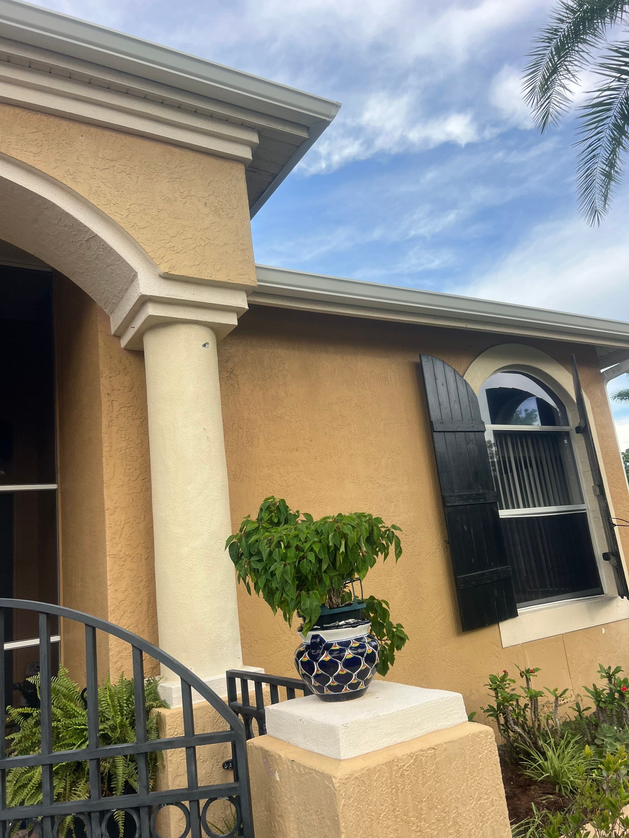 7-Inch Box Seamless Gutters in Bradenton FL by Gutter Professors