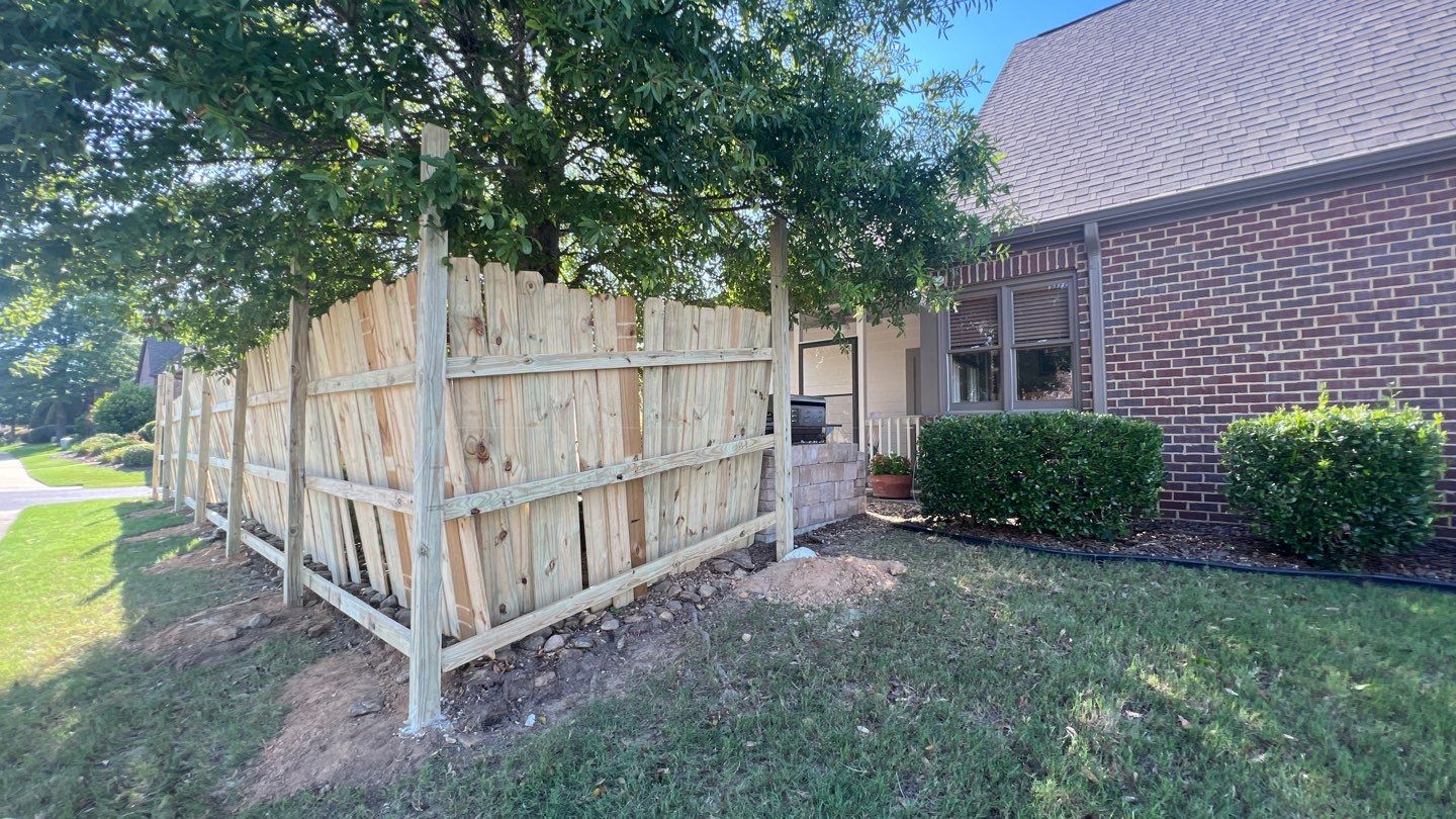 Chase Lake - Arched Shadowbox Fence by Pillar and Pine