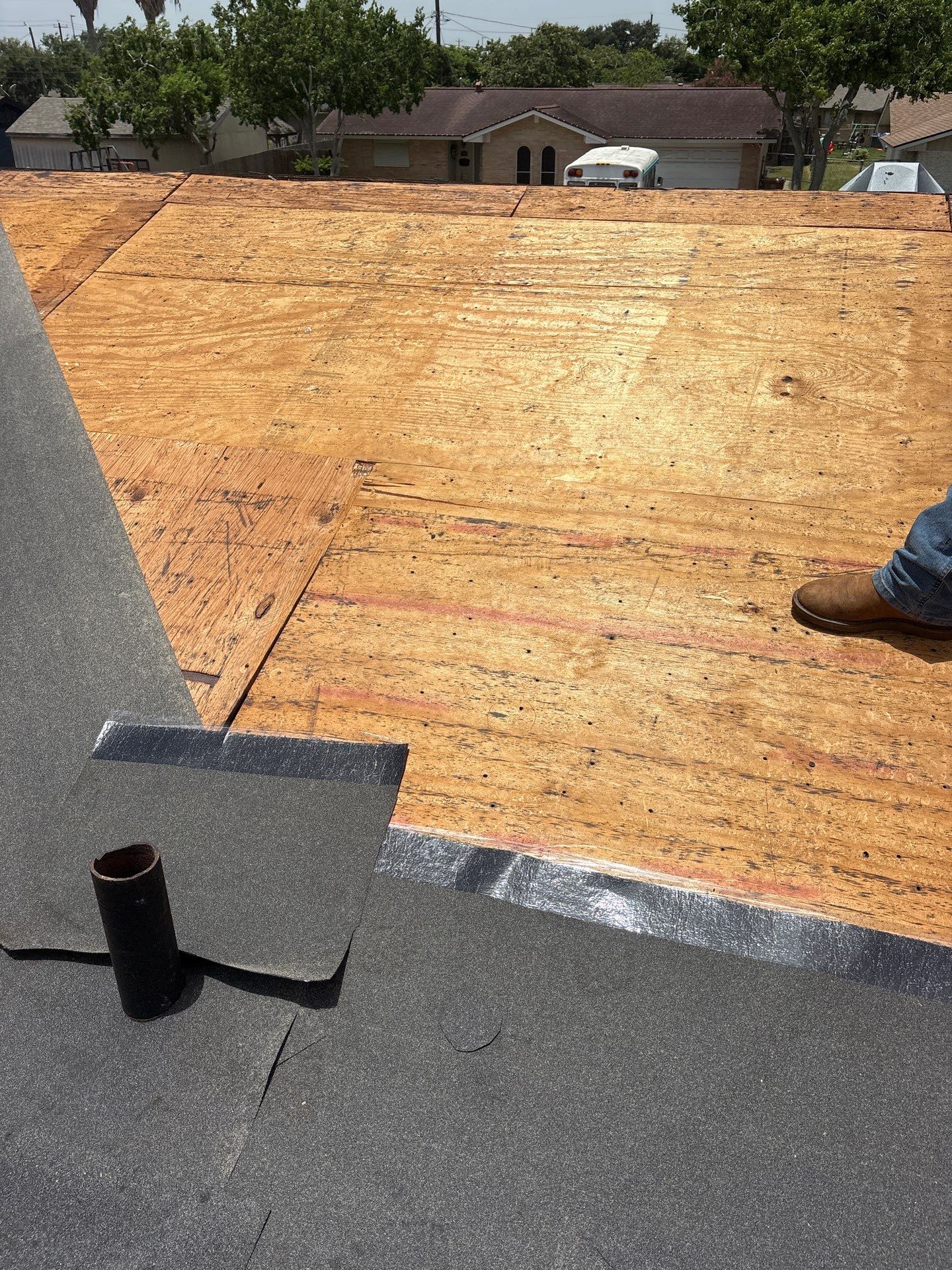 Screened in, on Spicewood by Bayfront Roofing and Construction