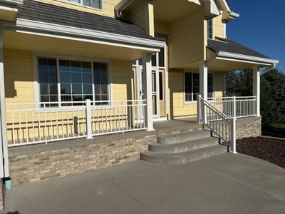 Aluminum front railings